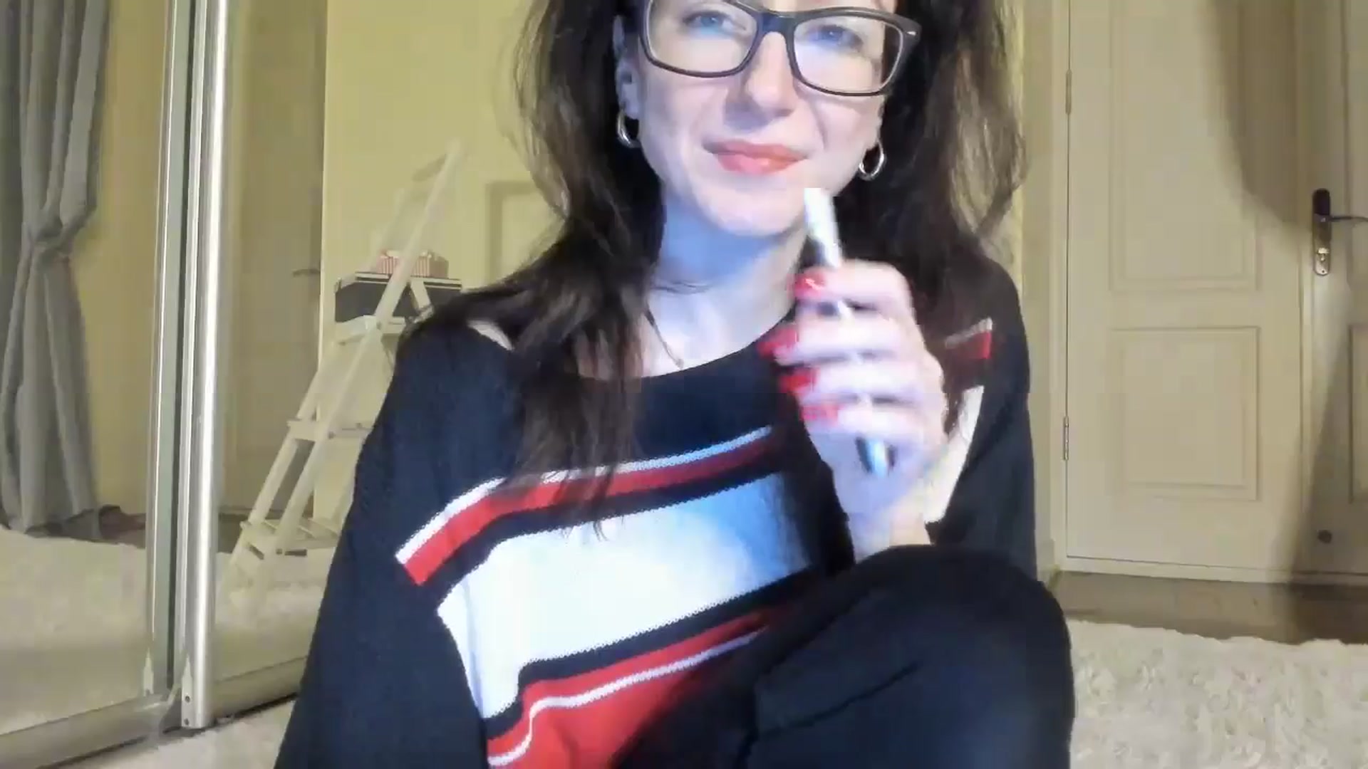 Gallery image thumbnail from Baby_Jewel's myfreecams stream on, 12/07/2024, 10:52 image 3 of 20