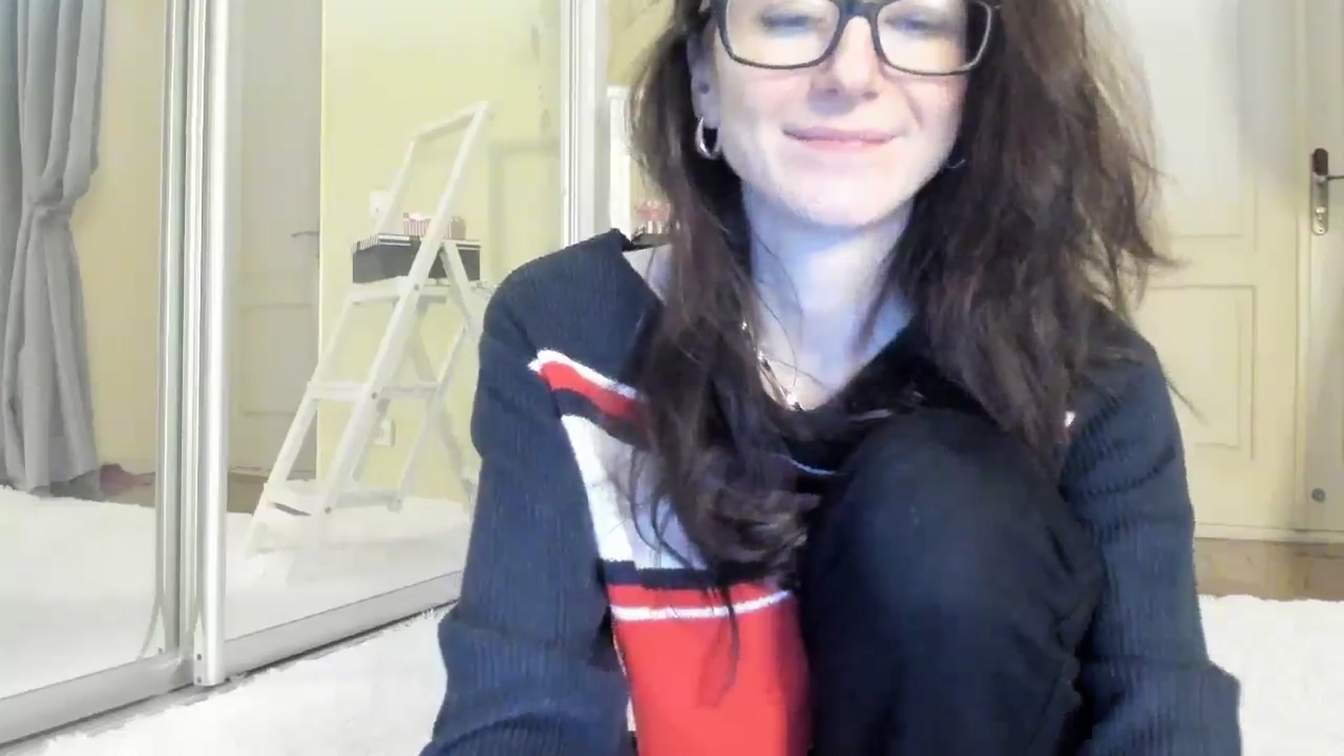 Gallery image thumbnail from Baby_Jewel's myfreecams stream on, 12/07/2024, 15:15 image 5 of 20
