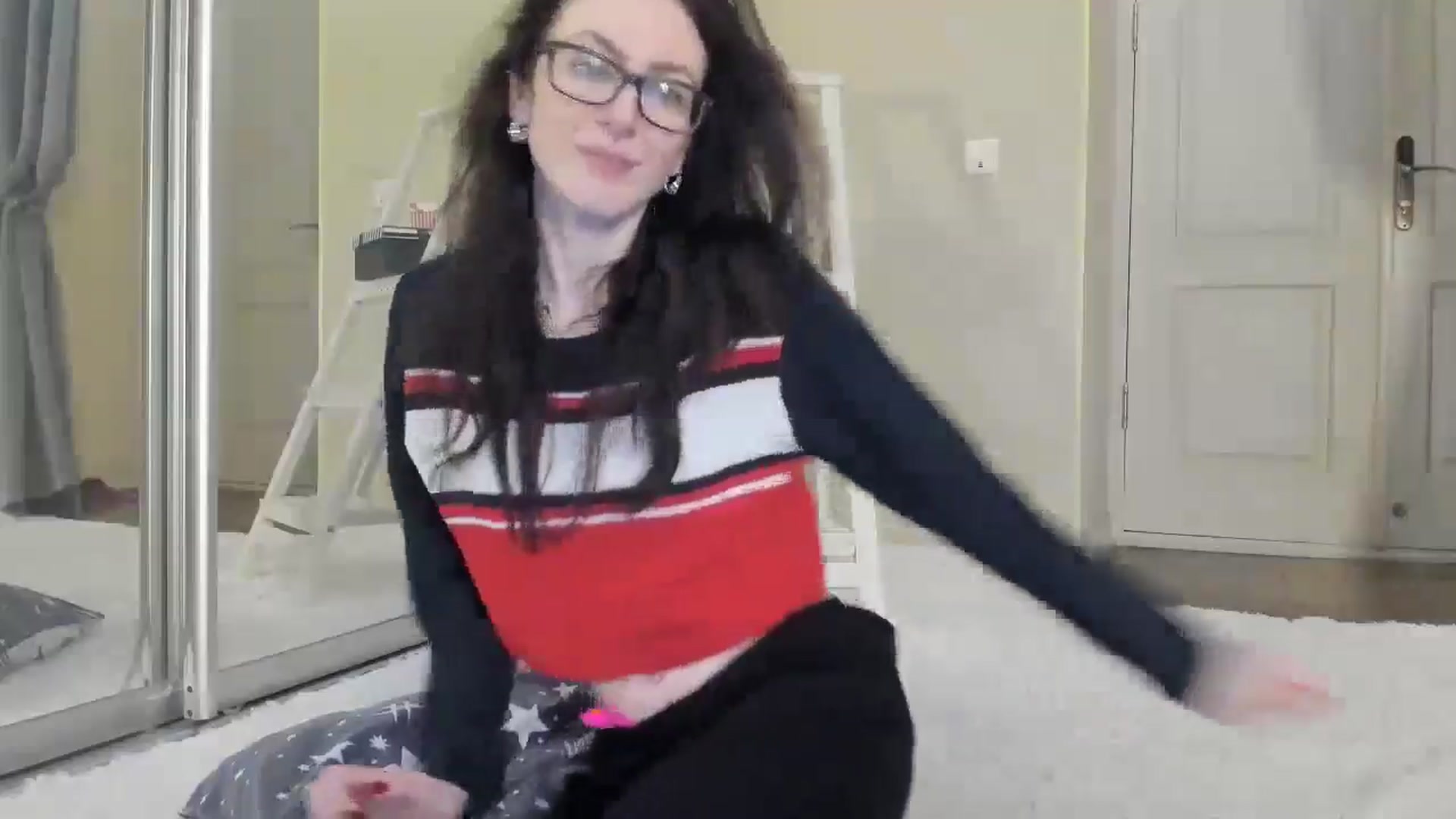 Gallery image thumbnail from Baby_Jewel's myfreecams stream on, 12/07/2024, 15:15 image 9 of 20