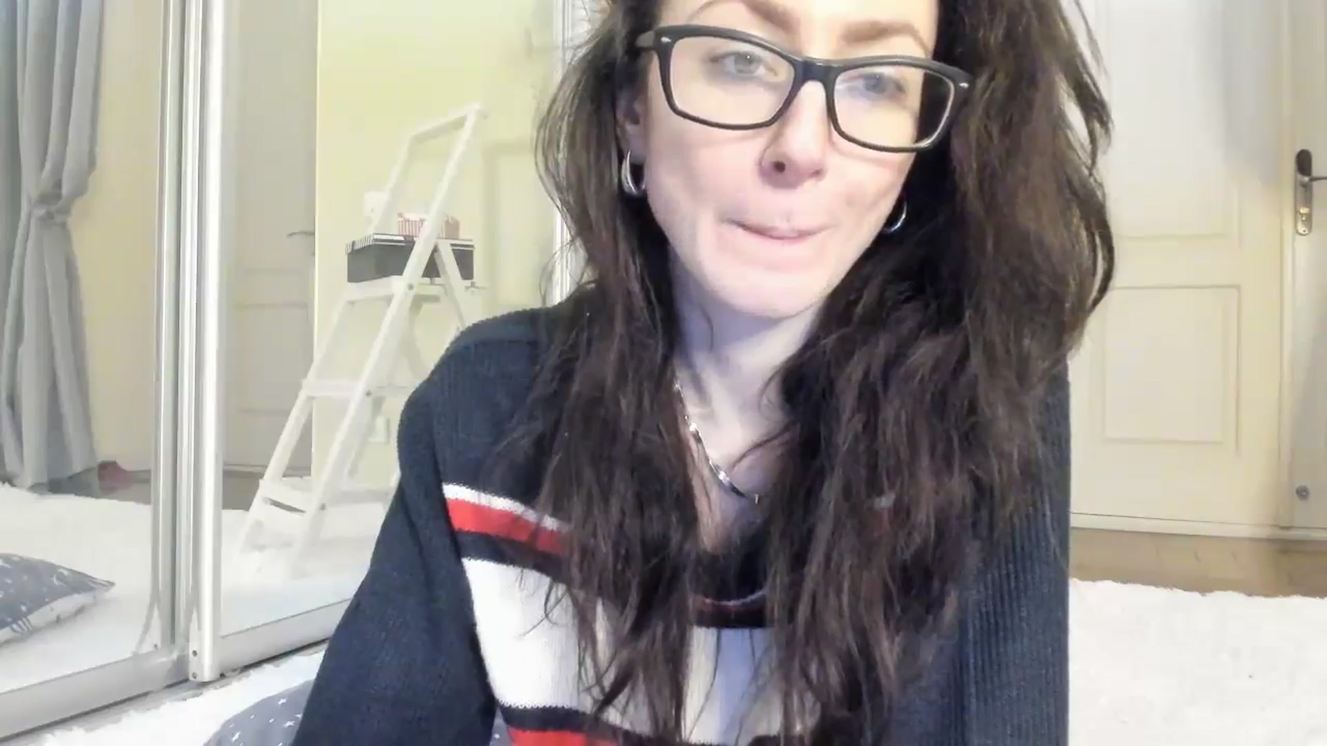 Gallery image thumbnail from Baby_Jewel's myfreecams stream on, 12/07/2024, 15:15 image 8 of 20