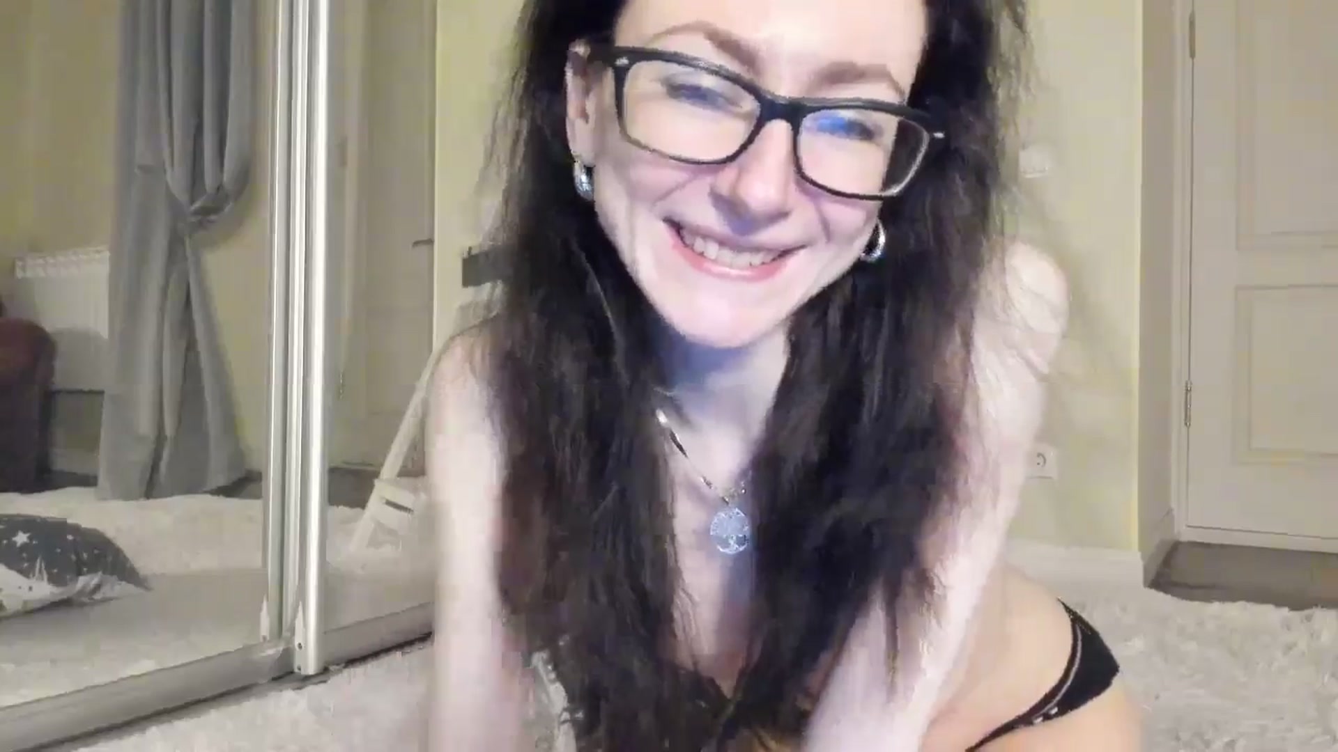 Gallery image thumbnail from Baby_Jewel's myfreecams stream on, 12/08/2024, 13:28 image 17 of 20