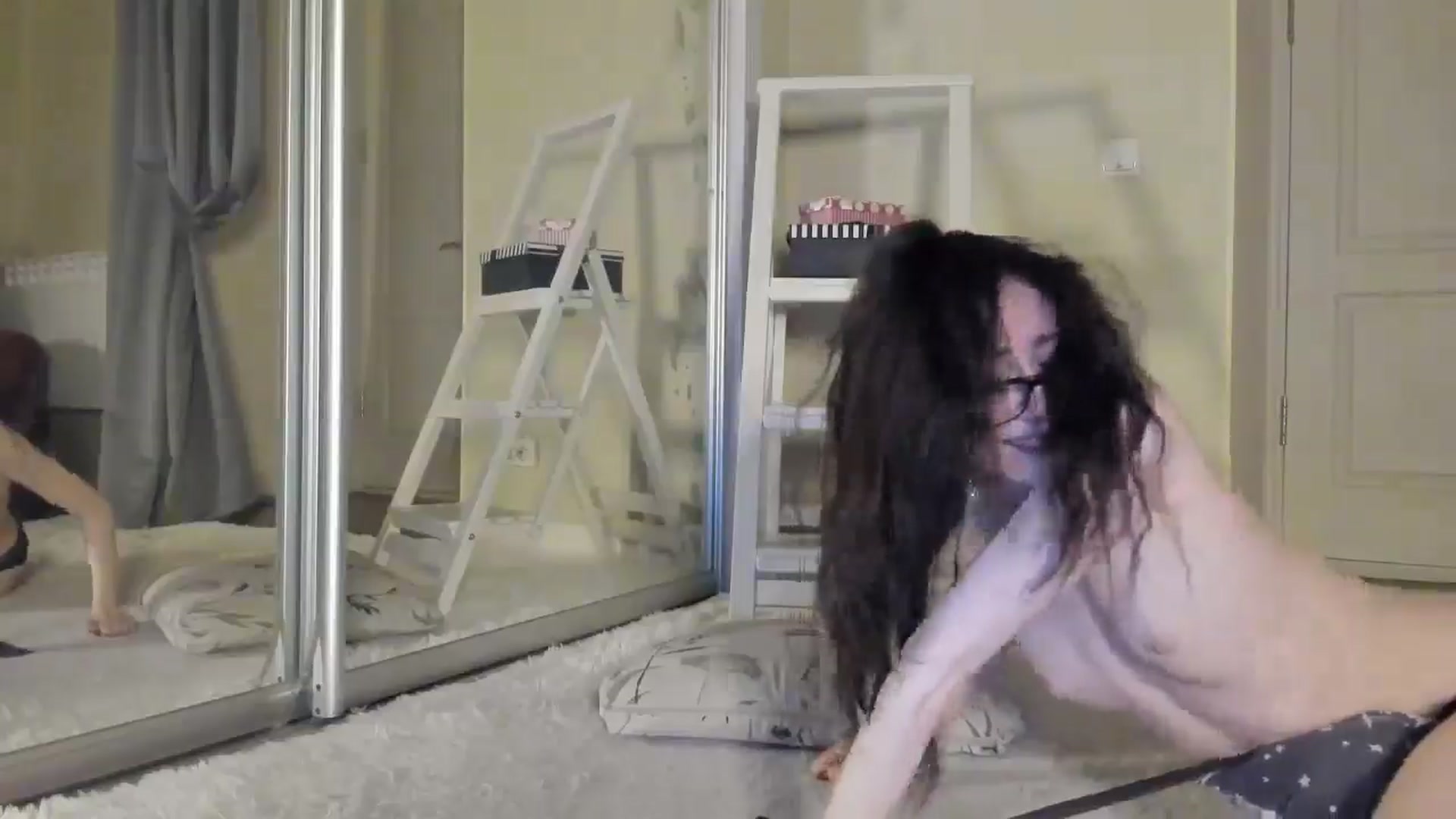 Gallery image thumbnail from Baby_Jewel's myfreecams stream on, 12/08/2024, 13:57 image 17 of 20