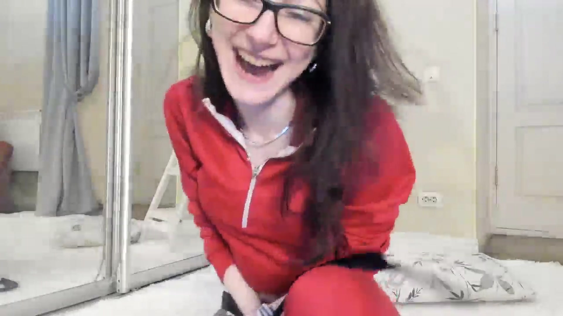 Gallery image thumbnail from Baby_Jewel's myfreecams stream on, 12/08/2024, 15:05 image 19 of 20