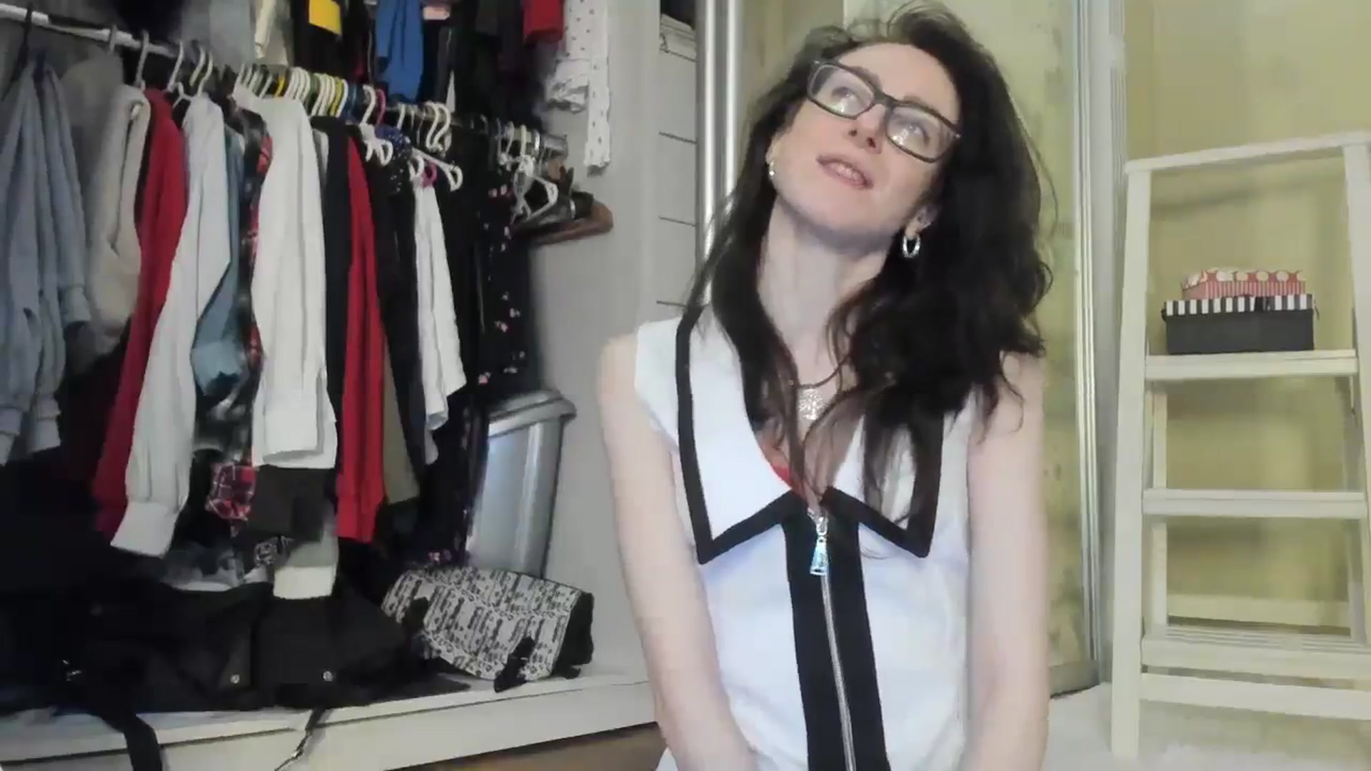 Gallery image thumbnail from Baby_Jewel's myfreecams stream on, 12/10/2024, 11:59 image 15 of 20