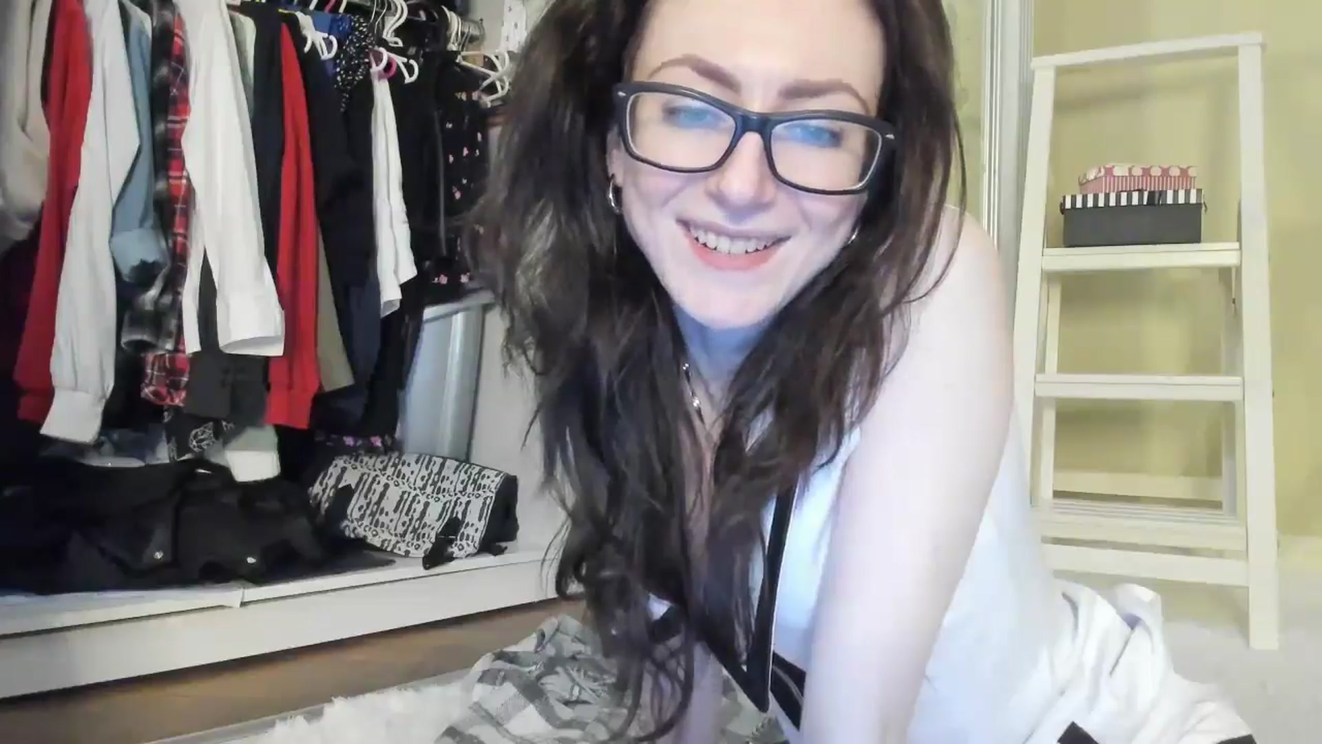 Gallery image thumbnail from Baby_Jewel's myfreecams stream on, 12/10/2024, 13:46 image 13 of 20