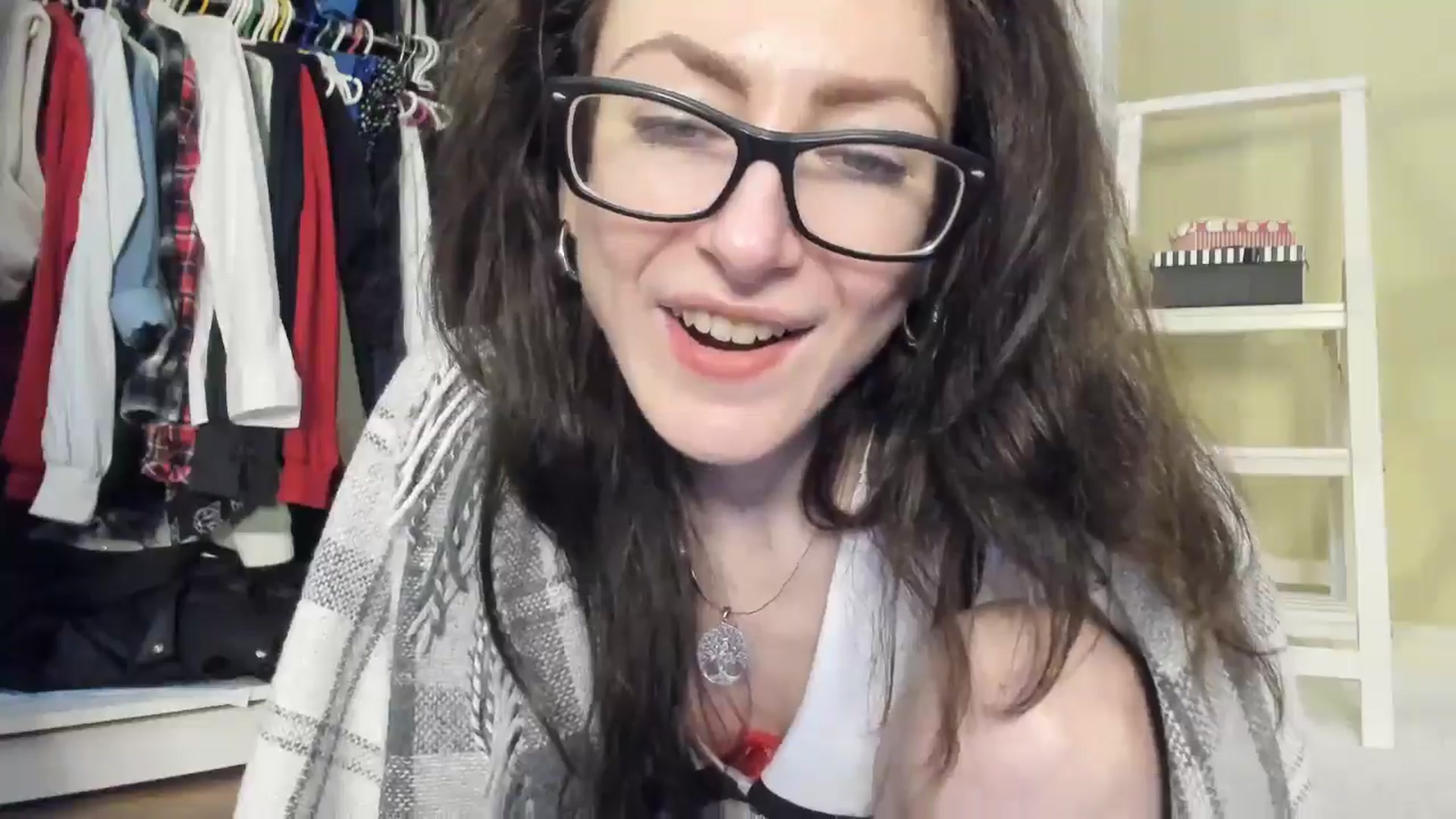 Gallery image thumbnail from Baby_Jewel's myfreecams stream on, 12/10/2024, 13:46 image 8 of 20