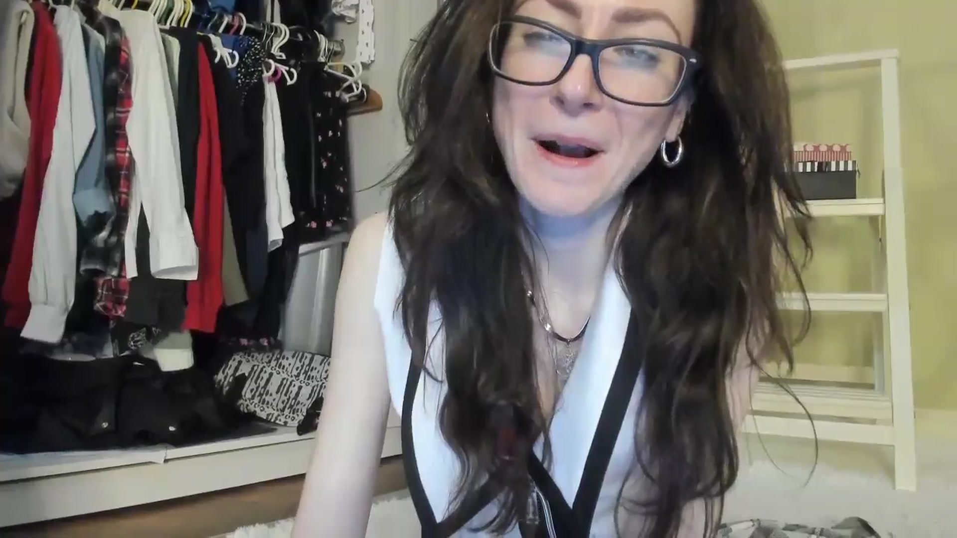 Gallery image thumbnail from Baby_Jewel's myfreecams stream on, 12/10/2024, 13:46 image 10 of 20
