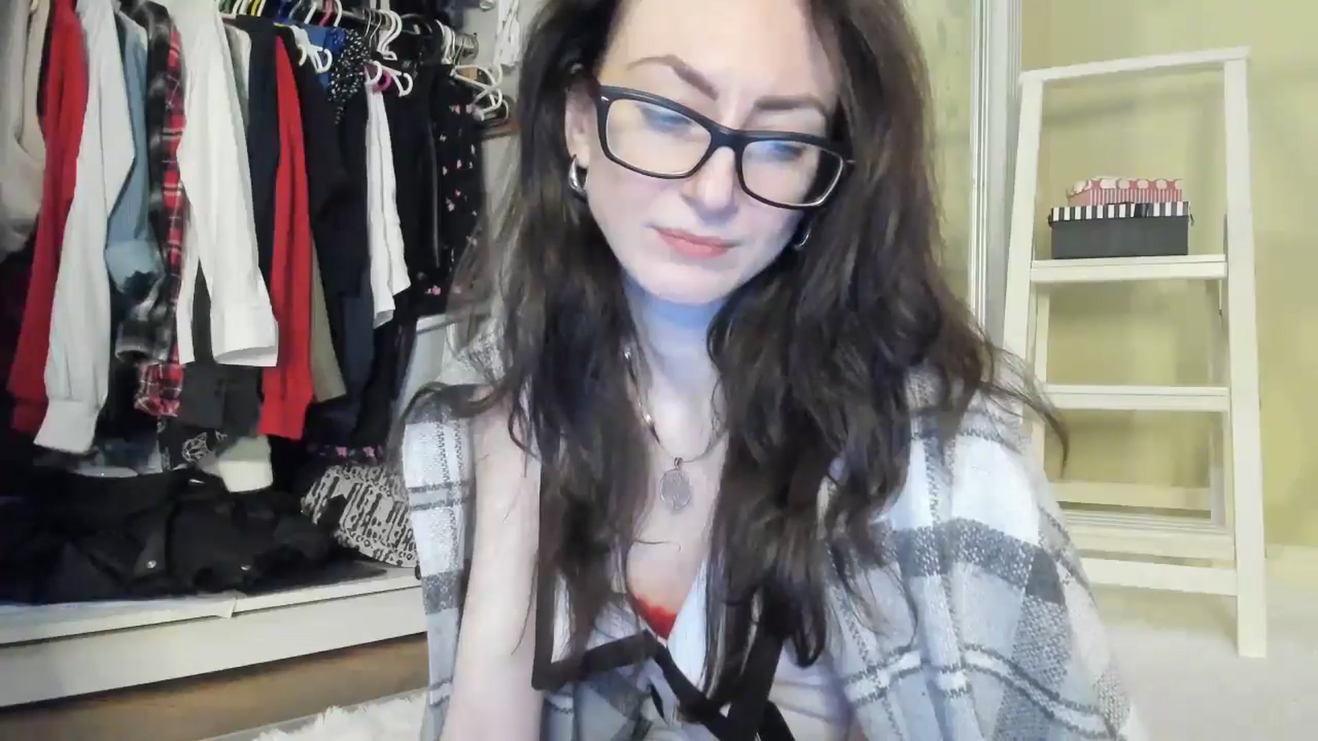 Gallery image thumbnail from Baby_Jewel's myfreecams stream on, 12/10/2024, 13:46 image 2 of 20
