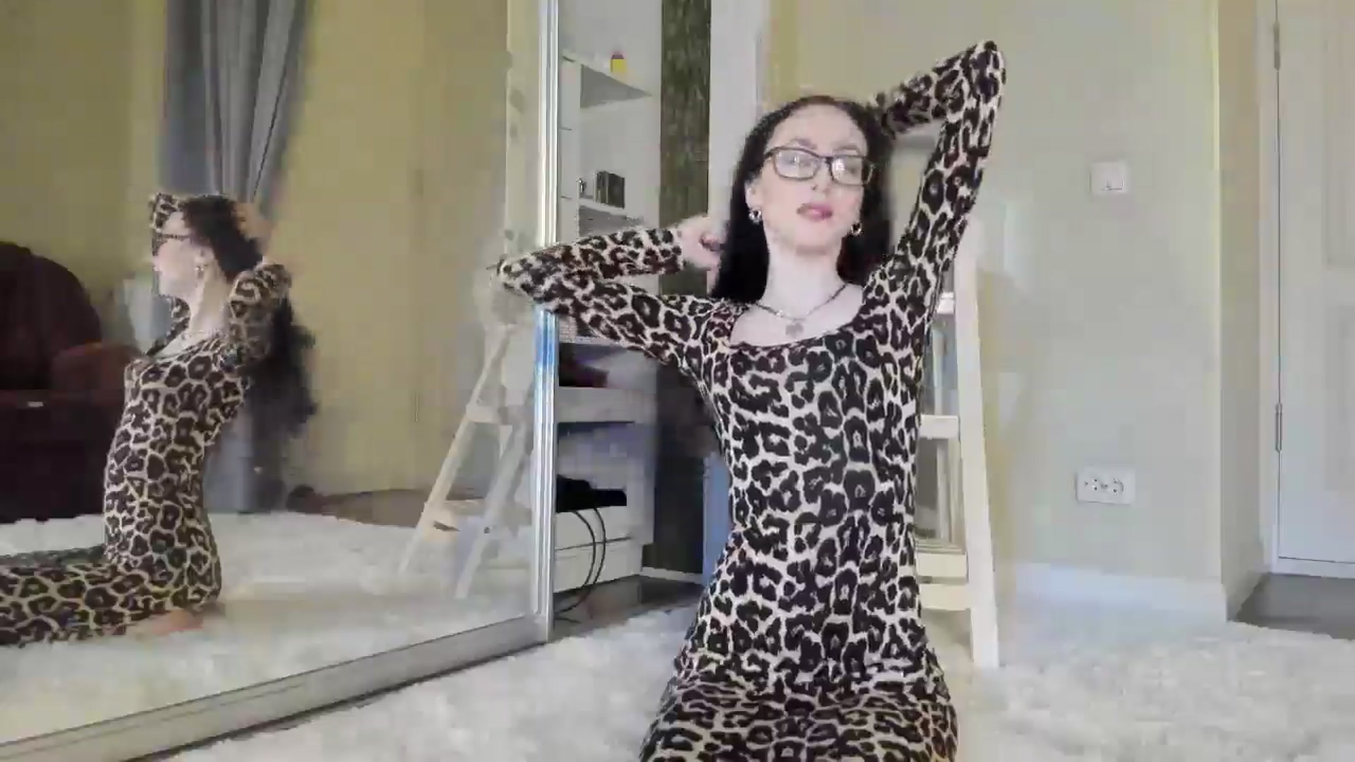Gallery image thumbnail from Baby_Jewel's myfreecams stream on, 12/13/2024, 12:06 image 18 of 20