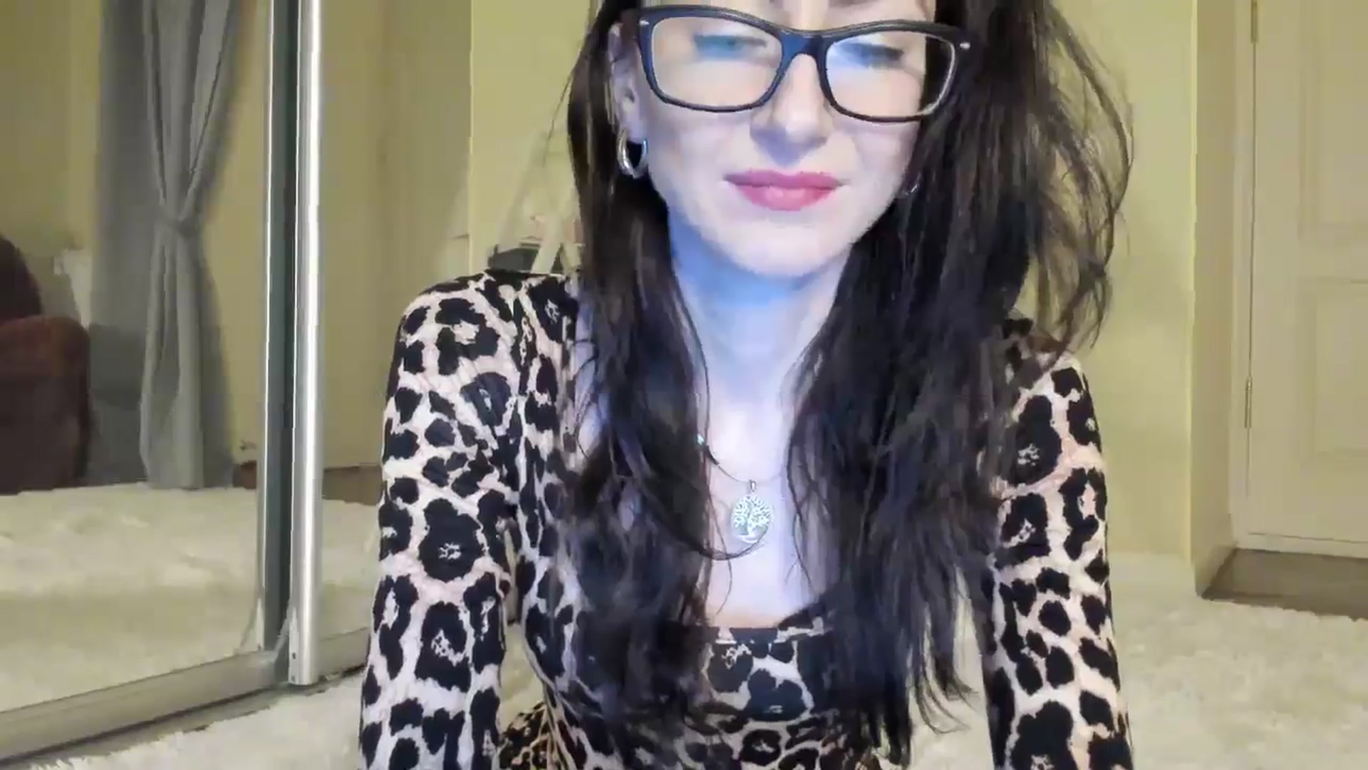 Gallery image thumbnail from Baby_Jewel's myfreecams stream on, 12/13/2024, 14:52 image 19 of 20