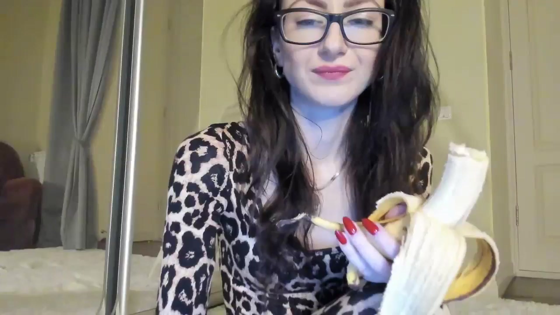 Gallery image thumbnail from Baby_Jewel's myfreecams stream on, 12/13/2024, 14:52 image 15 of 20