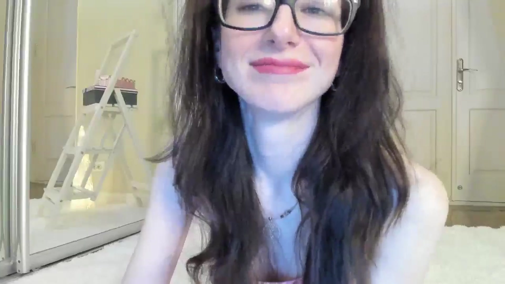 Gallery image thumbnail from Baby_Jewel's myfreecams stream on, 12/17/2024, 12:32 image 6 of 20