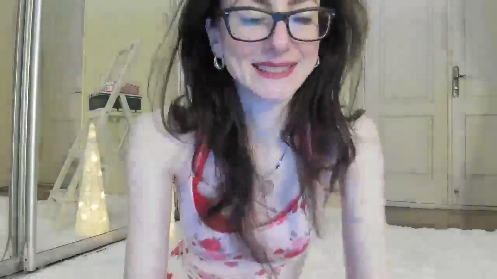 Gallery image thumbnail from Baby_Jewel's myfreecams stream on, 12/17/2024, 12:32 image 15 of 20