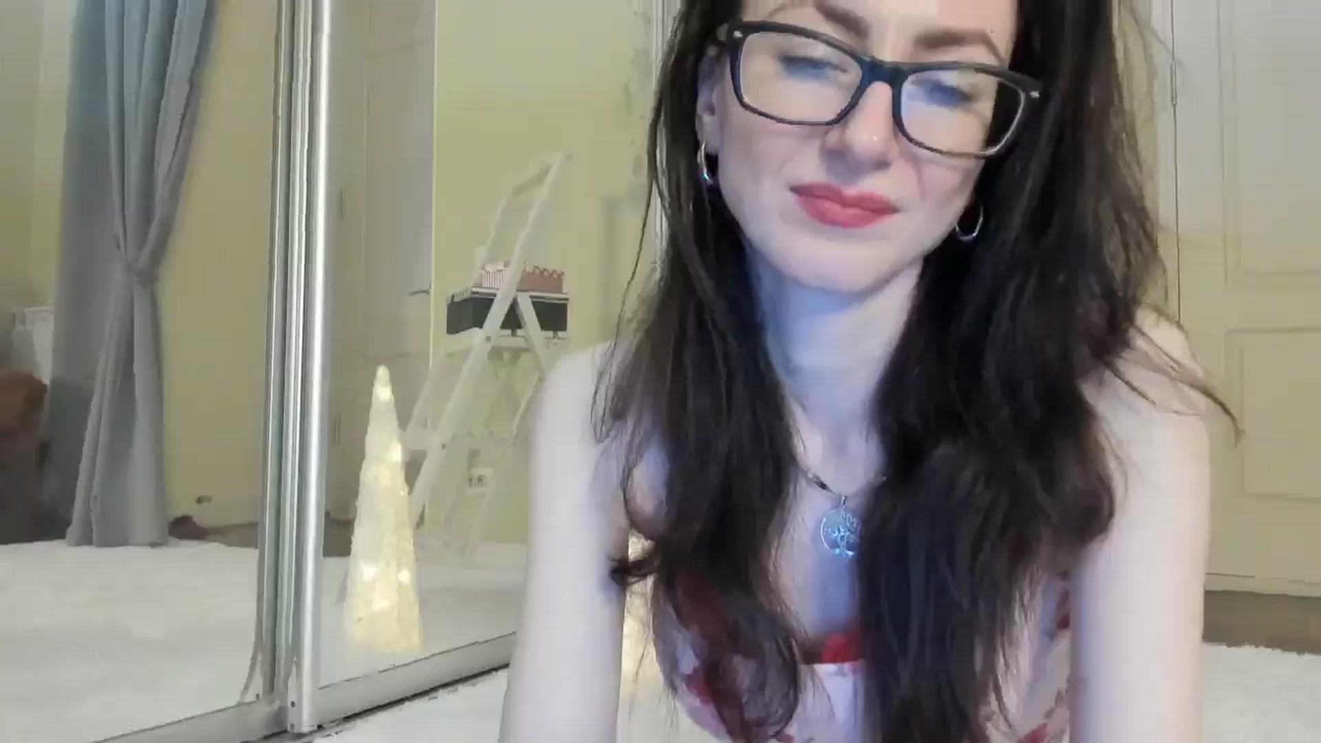 Gallery image thumbnail from Baby_Jewel's myfreecams stream on, 12/17/2024, 16:57 image 9 of 20