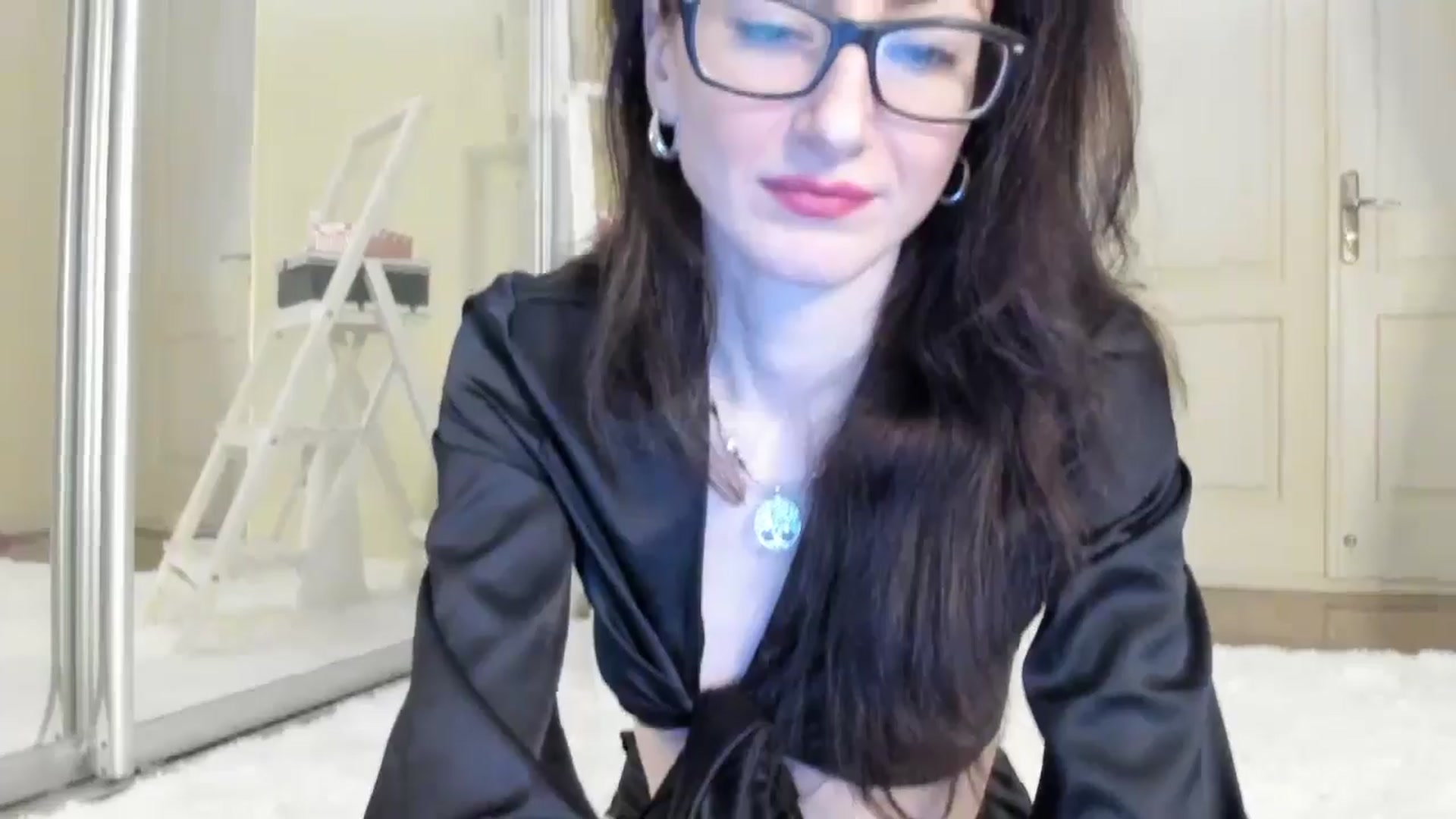 Gallery image thumbnail from Baby_Jewel's myfreecams stream on, 12/18/2024, 11:50 image 12 of 20
