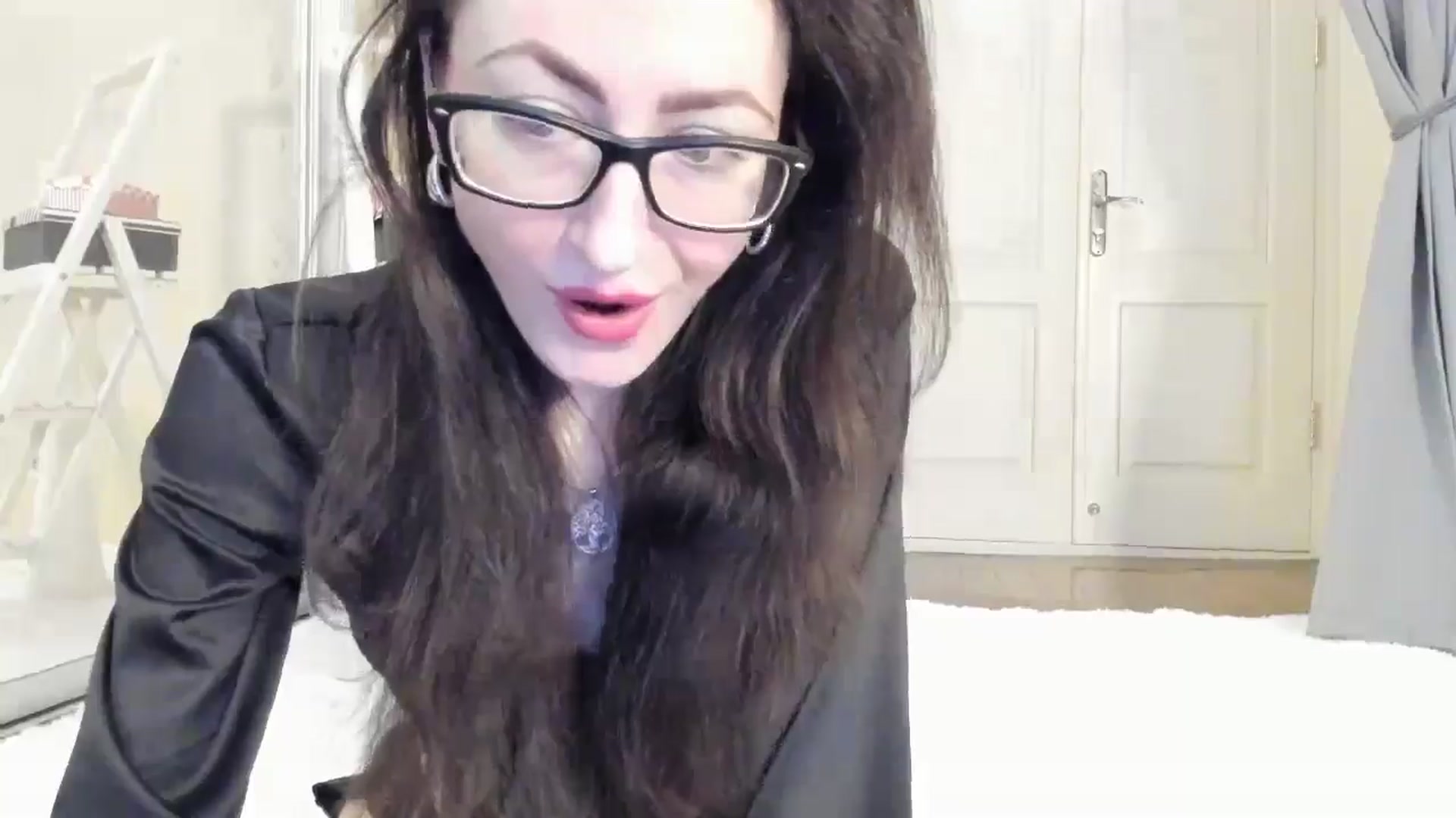Gallery image thumbnail from Baby_Jewel's myfreecams stream on, 12/18/2024, 11:50 image 4 of 20
