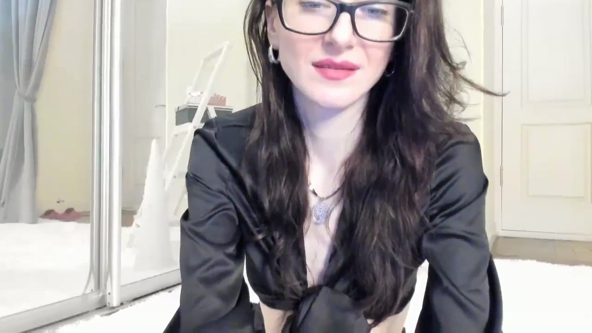Gallery image thumbnail from Baby_Jewel's myfreecams stream on, 12/18/2024, 13:27 image 14 of 20