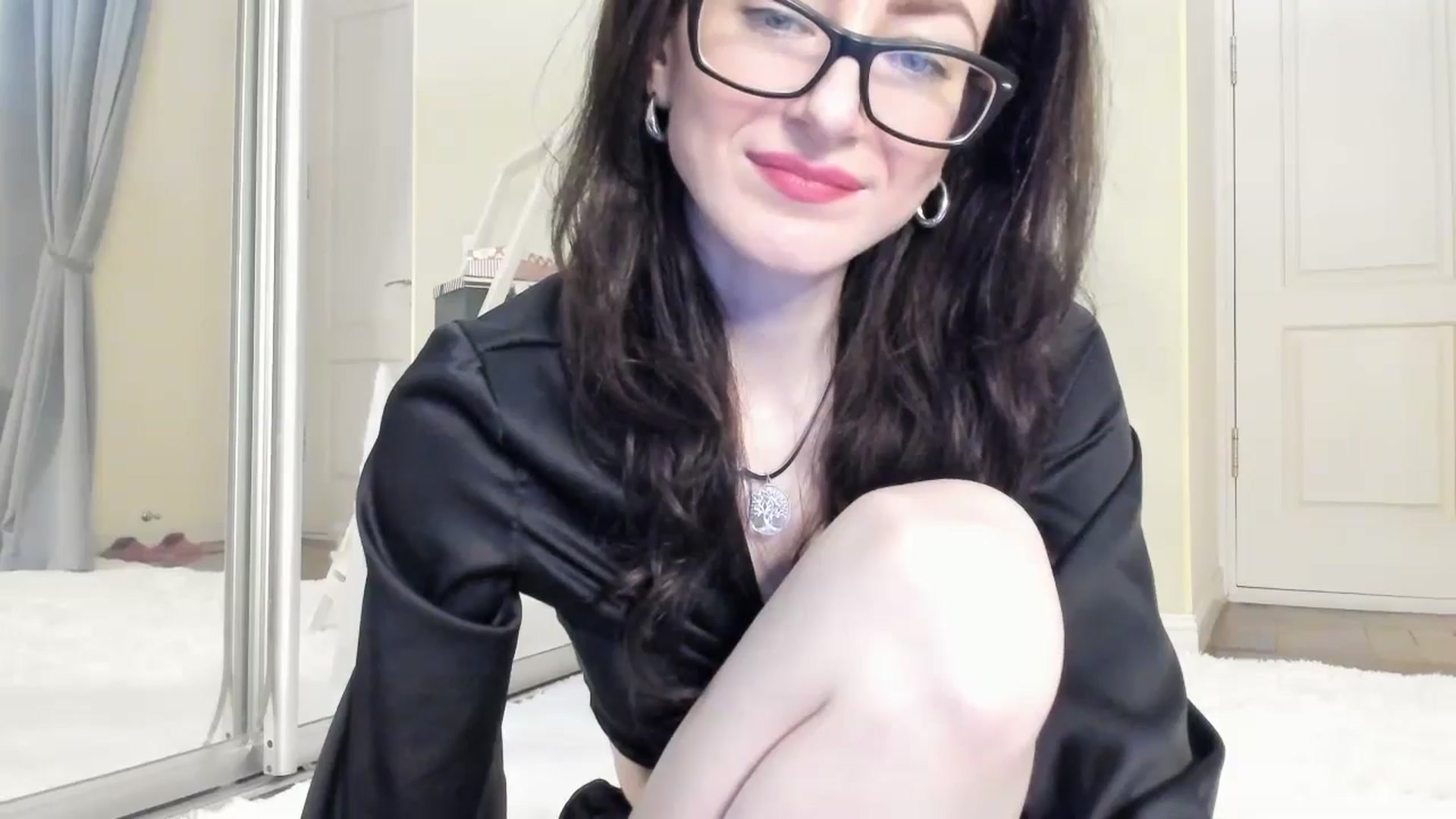 Gallery image thumbnail from Baby_Jewel's myfreecams stream on, 12/18/2024, 13:27 image 16 of 20