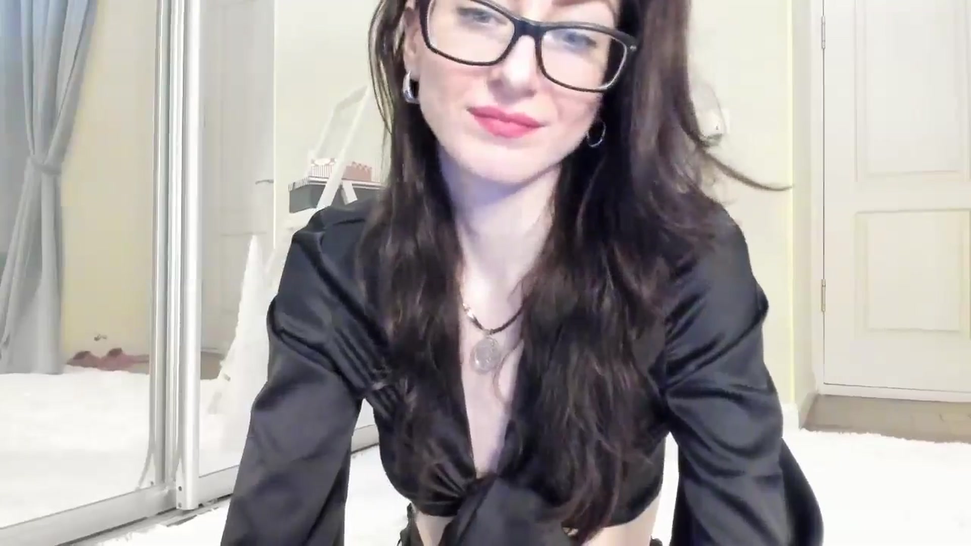 Gallery image thumbnail from Baby_Jewel's myfreecams stream on, 12/18/2024, 13:27 image 13 of 20