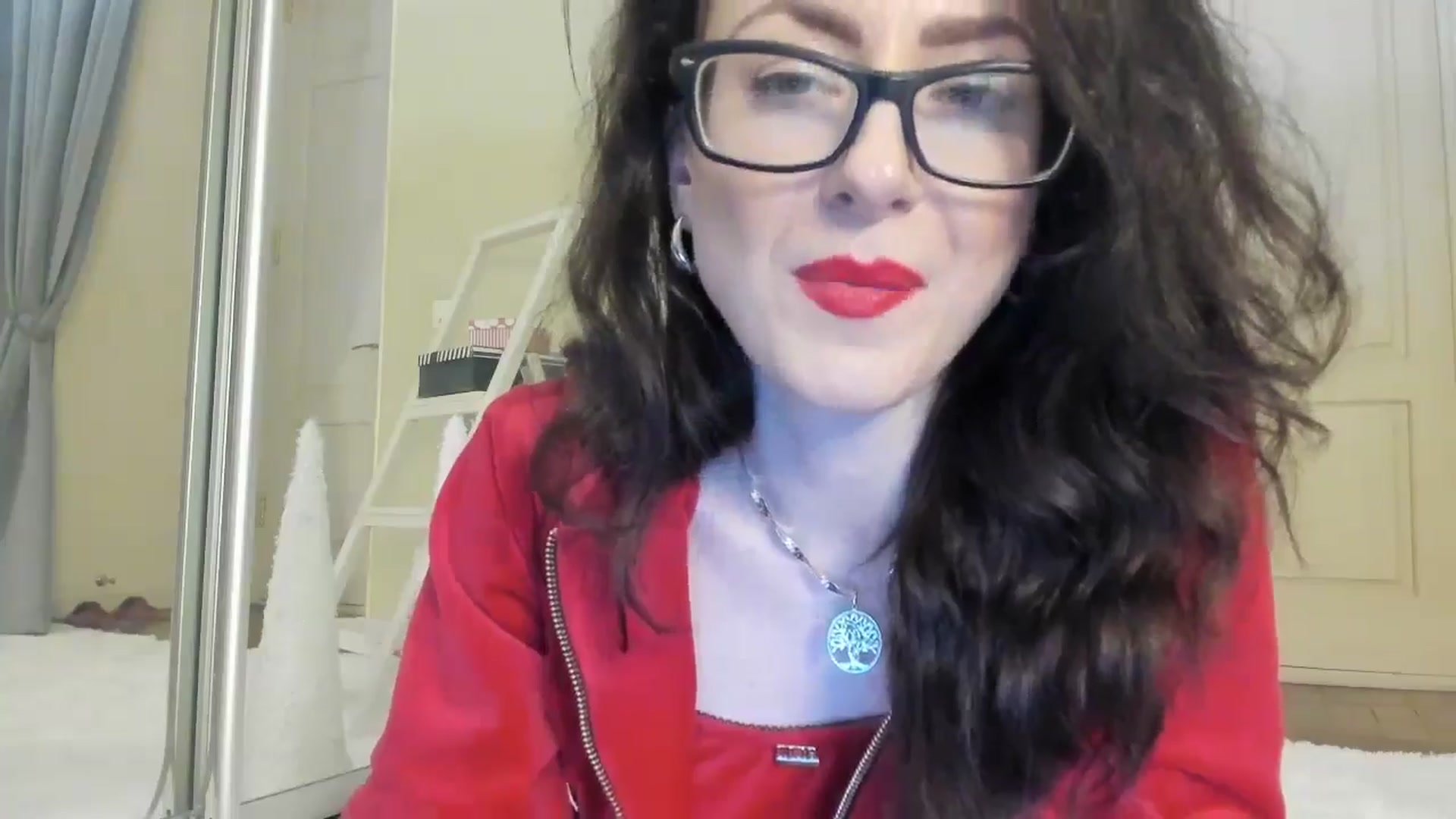 Gallery image thumbnail from Baby_Jewel's myfreecams stream on, 12/19/2024, 17:10 image 18 of 20