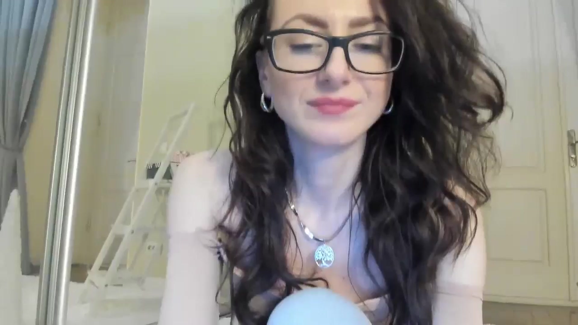 Gallery image thumbnail from Baby_Jewel's myfreecams stream on, 12/20/2024, 16:54 image 20 of 20