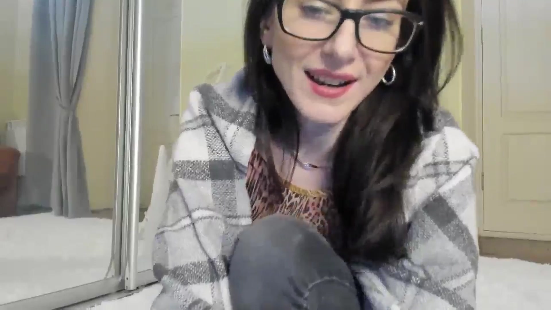 Gallery image thumbnail from Baby_Jewel's myfreecams stream on, 12/21/2024, 16:19 image 2 of 20
