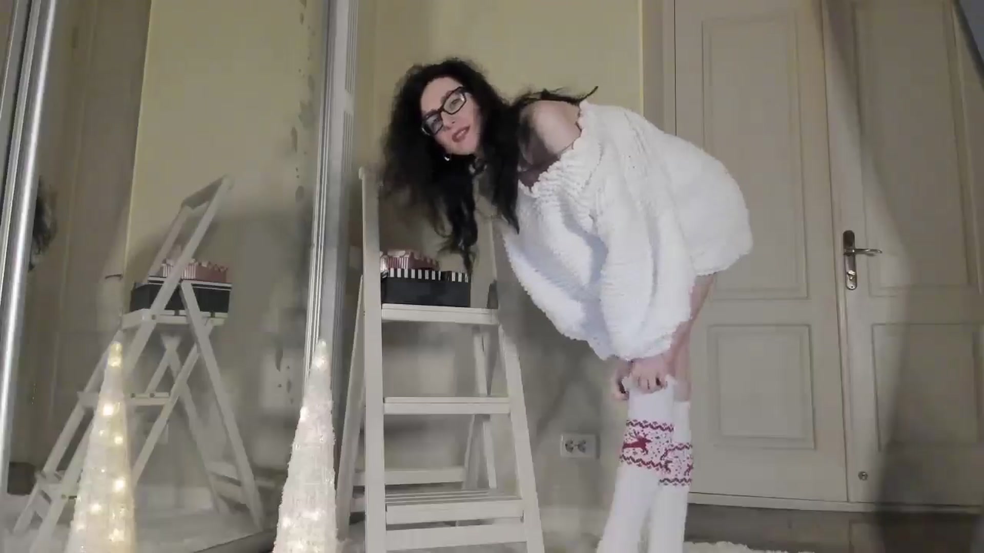 Gallery image thumbnail from Baby_Jewel's myfreecams stream on, 12/22/2024, 12:16 image 2 of 20