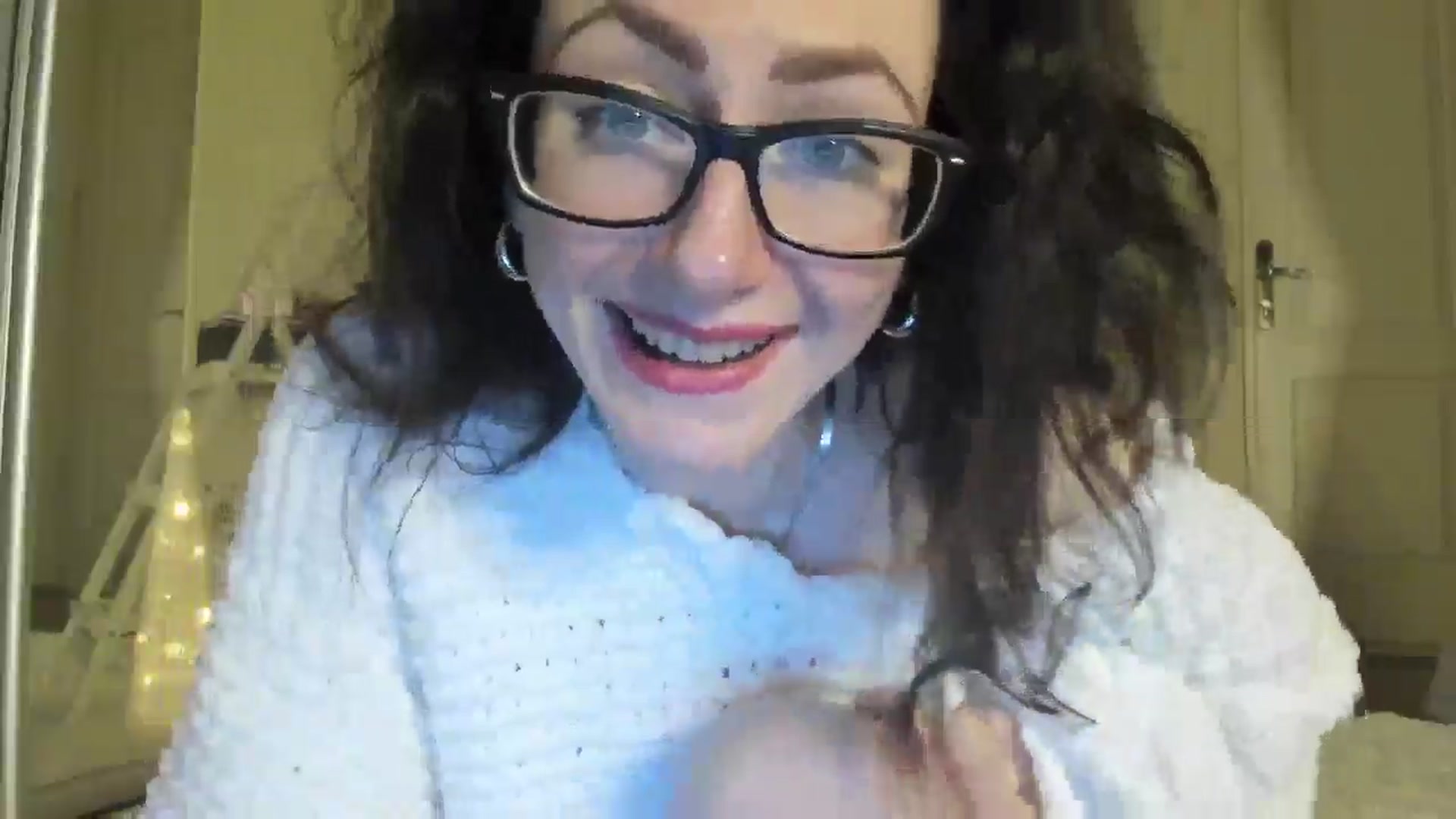 Gallery image thumbnail from Baby_Jewel's myfreecams stream on, 12/22/2024, 12:16 image 20 of 20