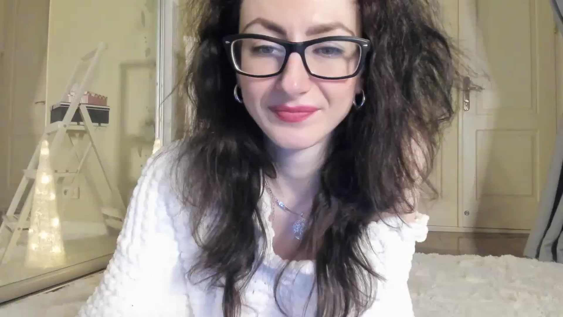 Gallery image thumbnail from Baby_Jewel's myfreecams stream on, 12/22/2024, 12:16 image 7 of 20