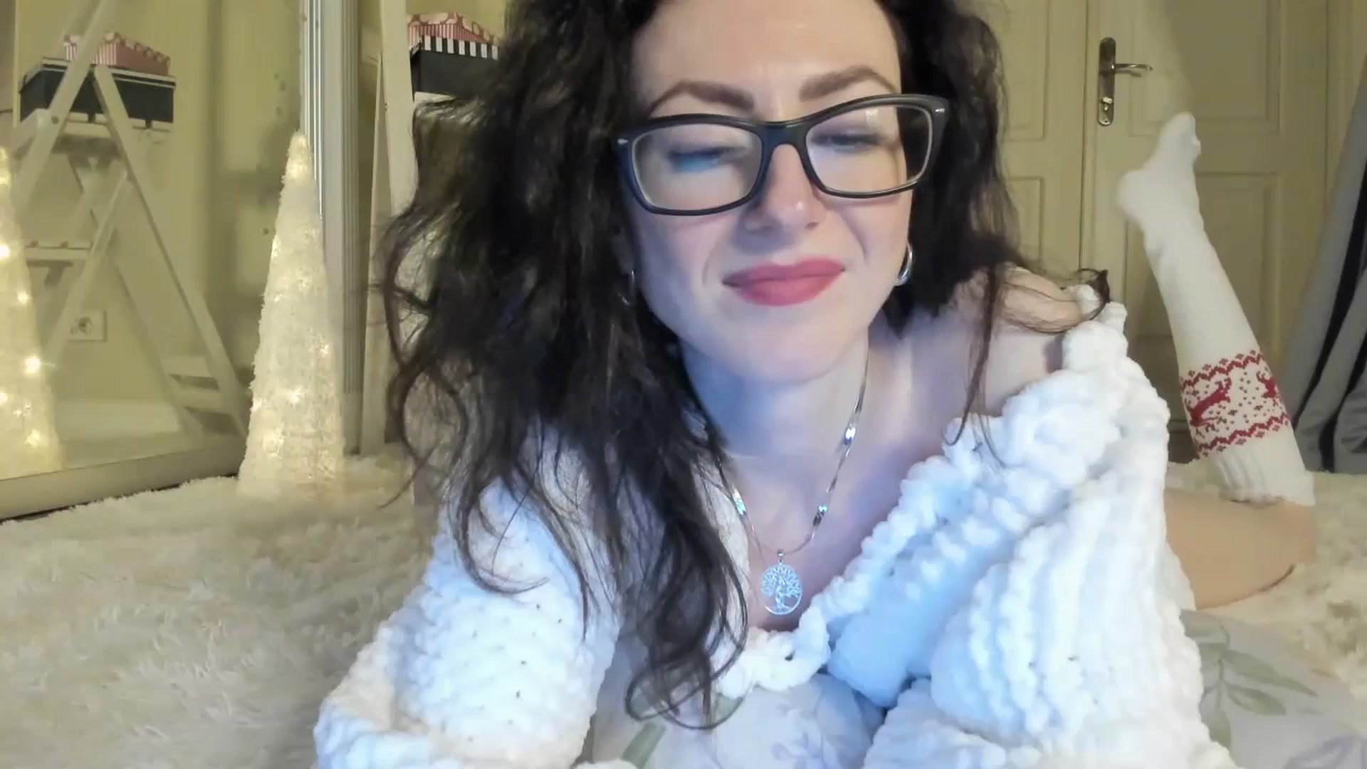 Gallery image thumbnail from Baby_Jewel's myfreecams stream on, 12/22/2024, 14:26 image 1 of 20