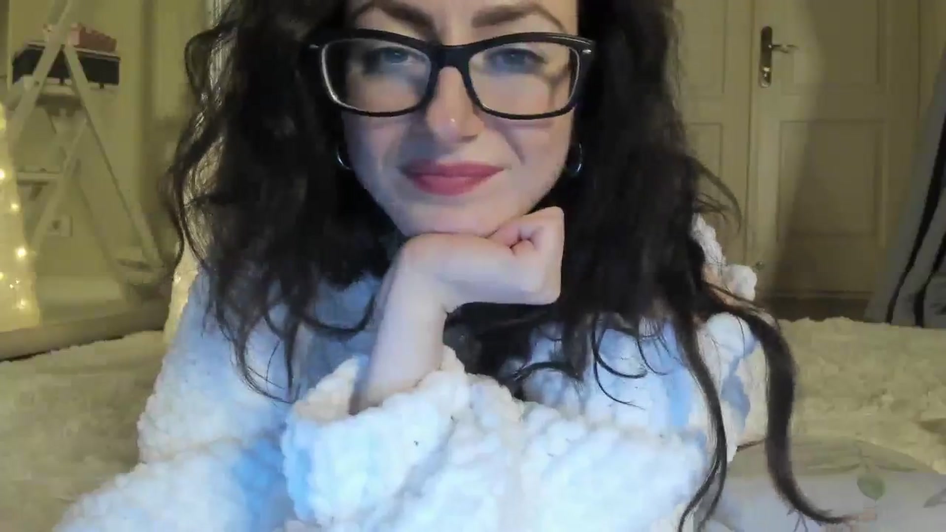 Gallery image thumbnail from Baby_Jewel's myfreecams stream on, 12/22/2024, 14:26 image 5 of 20