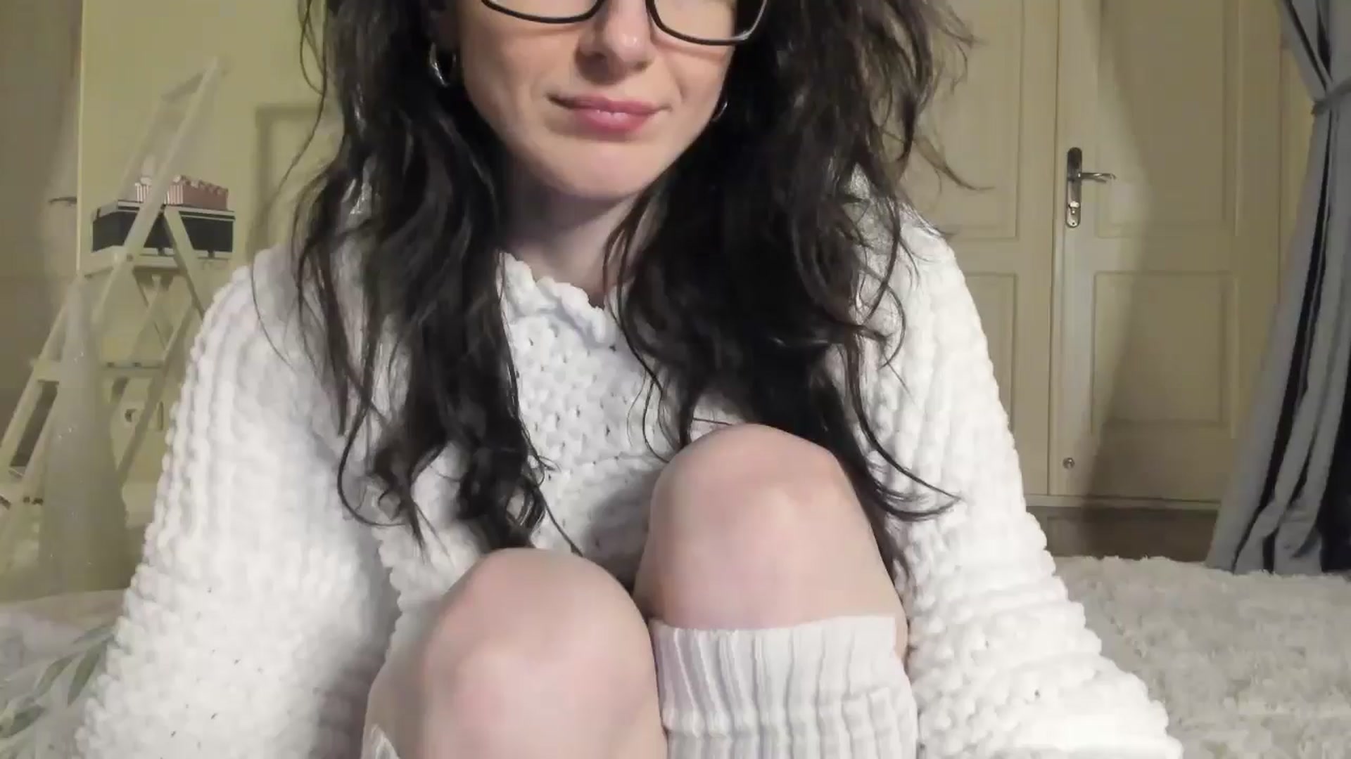 Gallery image thumbnail from Baby_Jewel's myfreecams stream on, 12/22/2024, 16:38 image 1 of 20