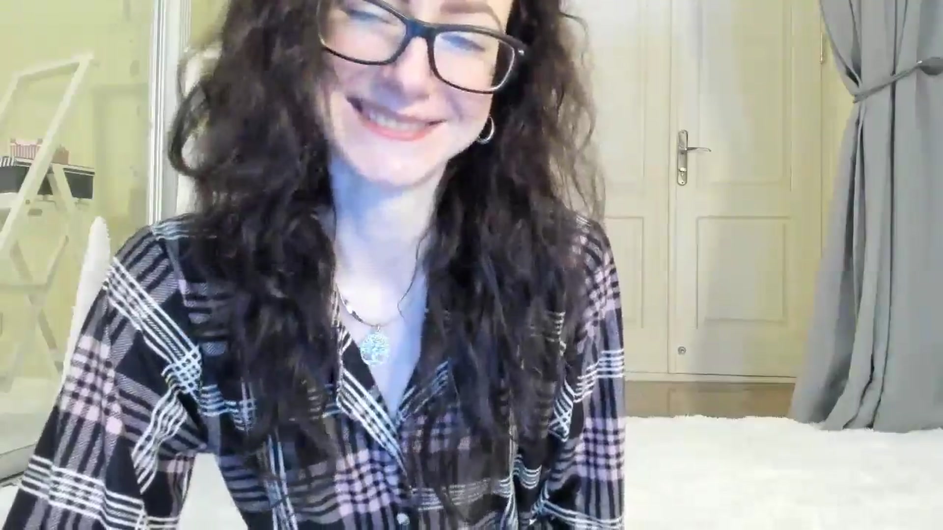 Gallery image thumbnail from Baby_Jewel's myfreecams stream on, 12/24/2024, 12:19 image 7 of 20