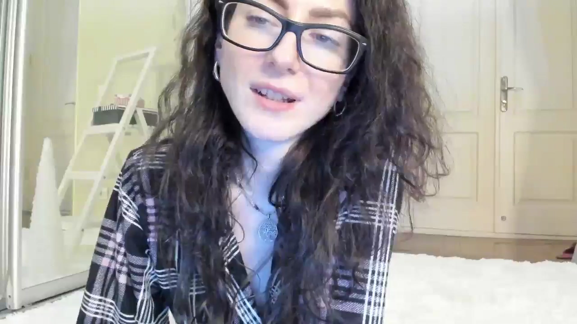 Gallery image thumbnail from Baby_Jewel's myfreecams stream on, 12/24/2024, 16:22 image 9 of 20