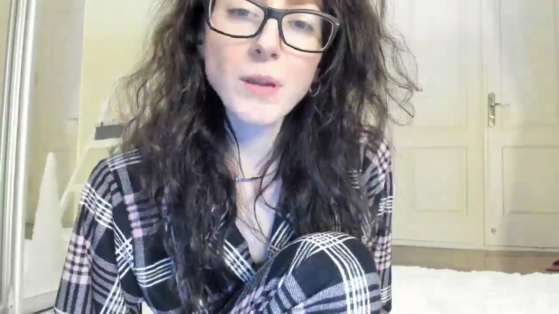Gallery image thumbnail from Baby_Jewel's myfreecams stream on, 12/24/2024, 16:22 image 17 of 20