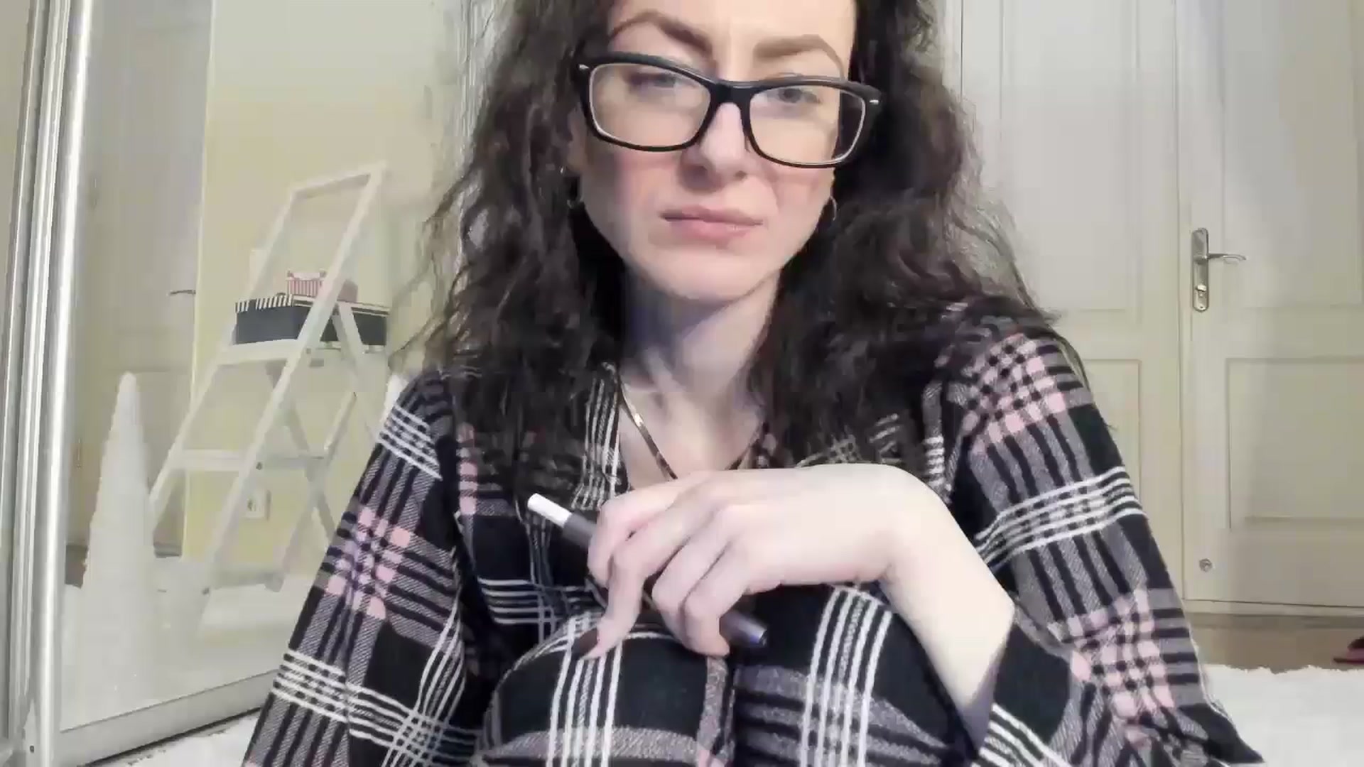 Gallery image thumbnail from Baby_Jewel's myfreecams stream on, 12/24/2024, 17:02 image 5 of 20