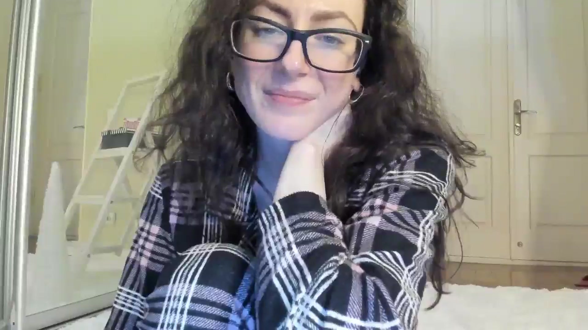 Gallery image thumbnail from Baby_Jewel's myfreecams stream on, 12/24/2024, 17:02 image 9 of 20