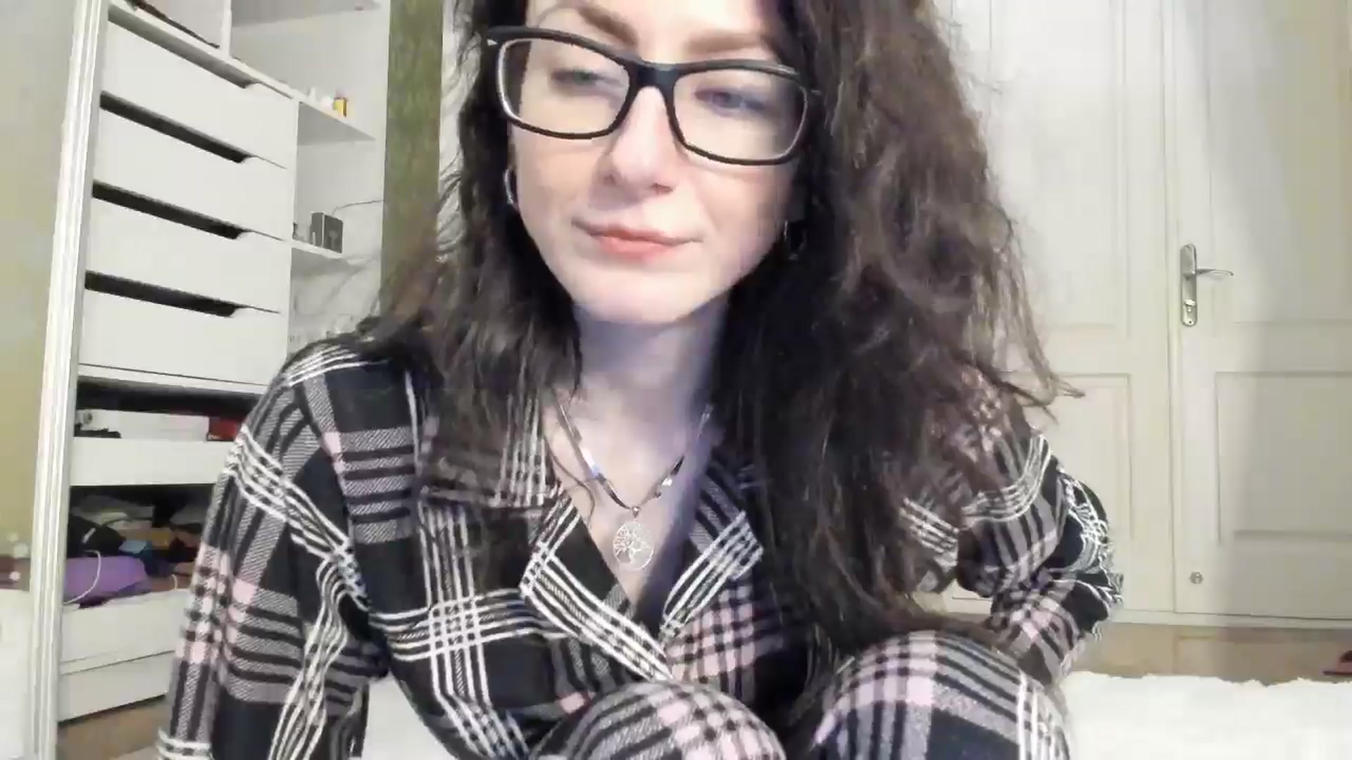 Gallery image thumbnail from Baby_Jewel's myfreecams stream on, 12/24/2024, 17:02 image 16 of 20