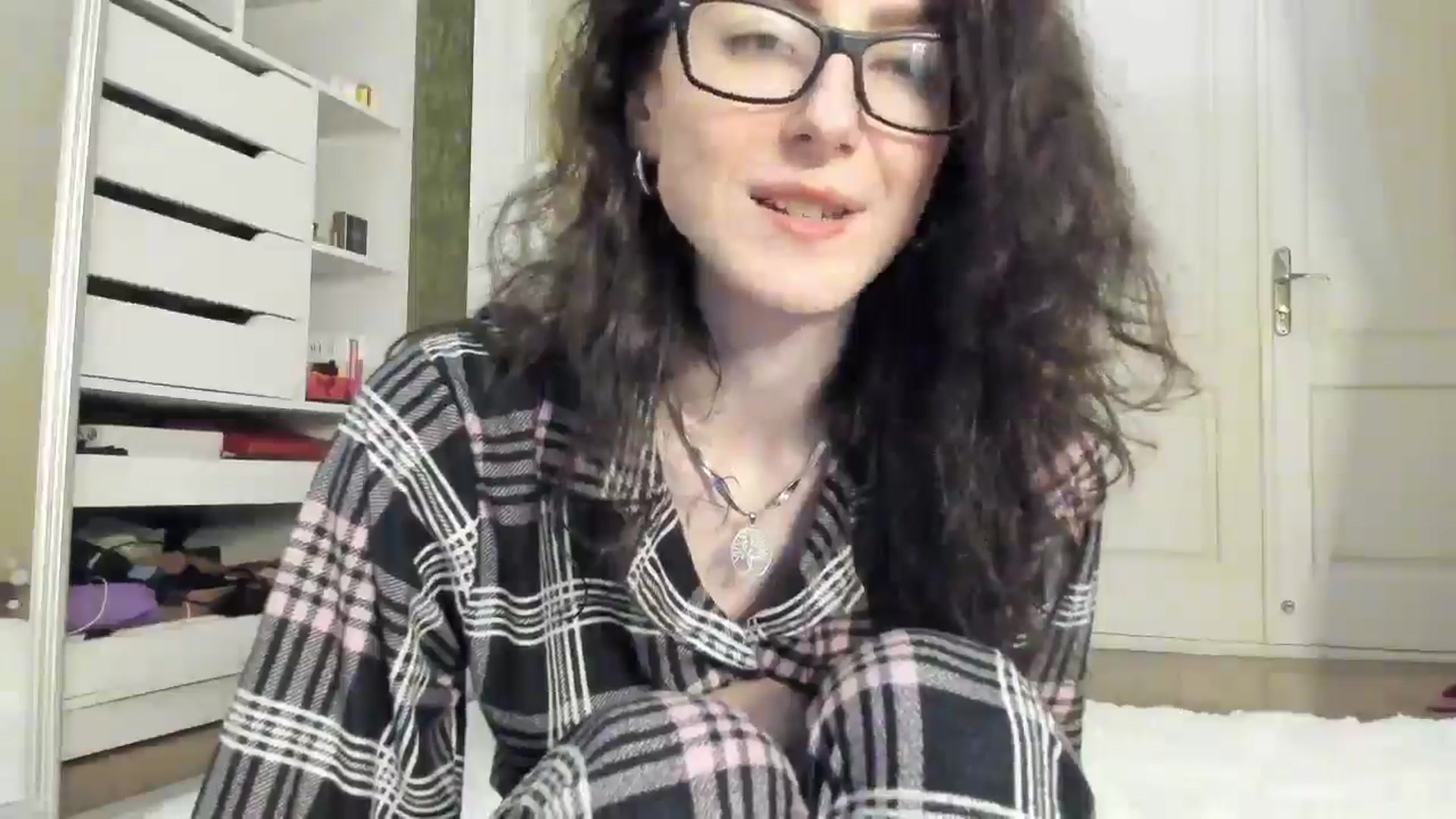 Gallery image thumbnail from Baby_Jewel's myfreecams stream on, 12/24/2024, 17:02 image 17 of 20