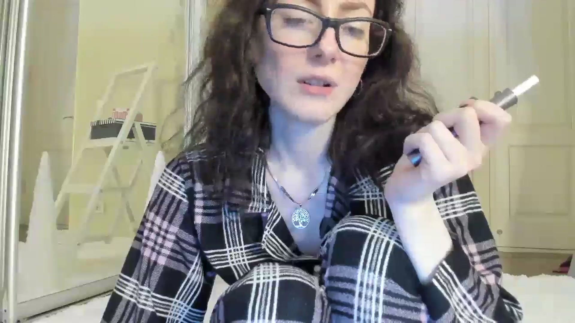 Gallery image thumbnail from Baby_Jewel's myfreecams stream on, 12/24/2024, 17:02 image 3 of 20