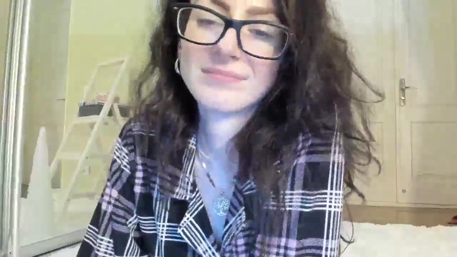 Gallery image thumbnail from Baby_Jewel's myfreecams stream on, 12/24/2024, 17:02 image 12 of 20