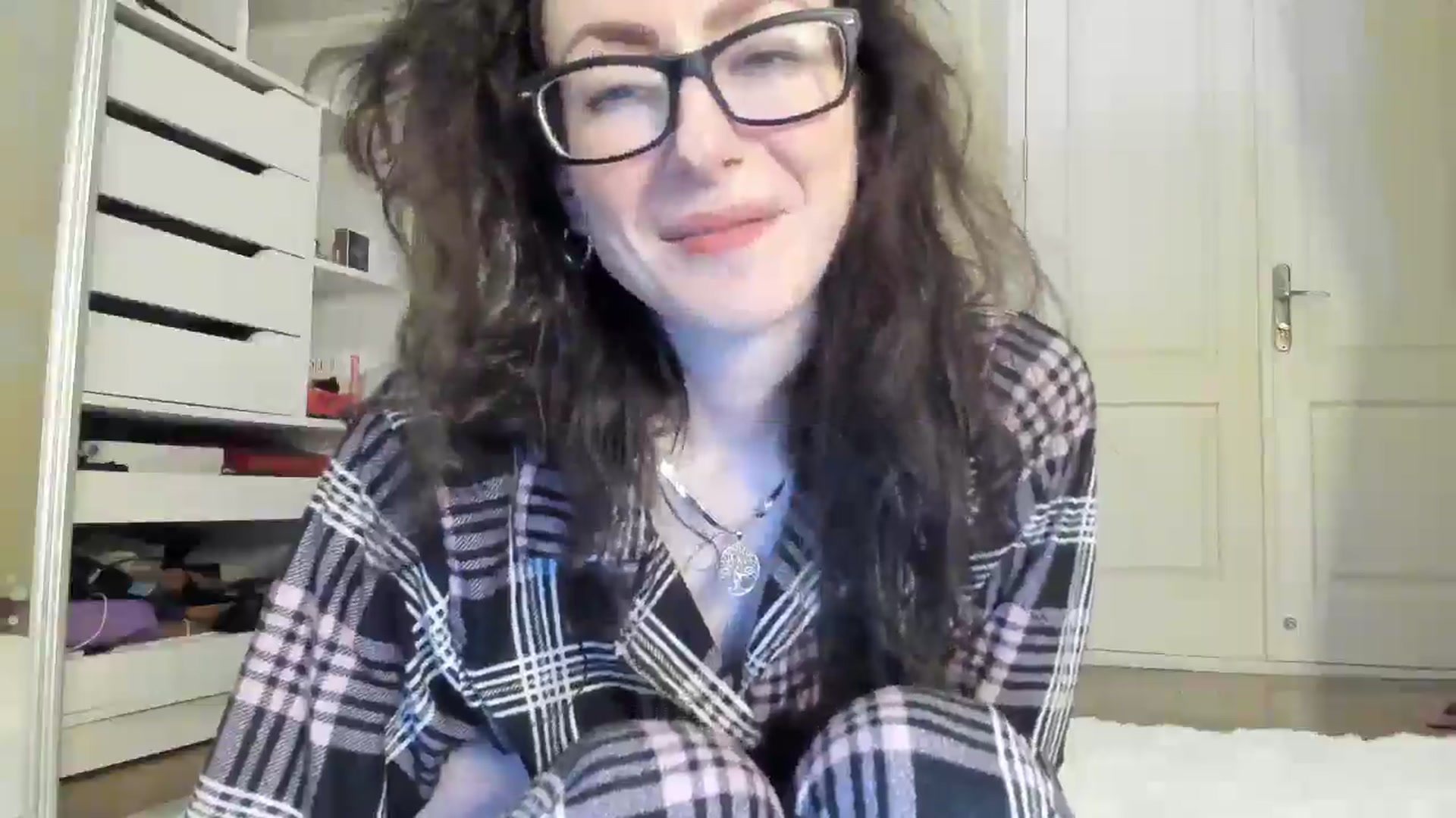 Gallery image thumbnail from Baby_Jewel's myfreecams stream on, 12/24/2024, 17:02 image 20 of 20