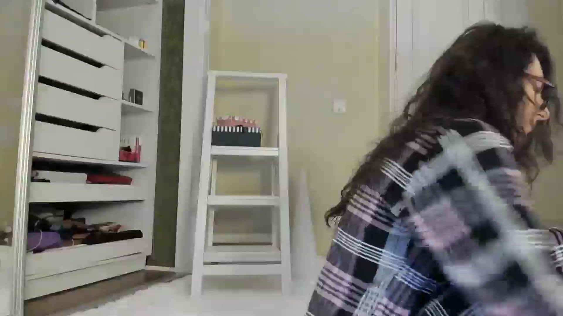 Gallery image thumbnail from Baby_Jewel's myfreecams stream on, 12/24/2024, 17:02 image 15 of 20