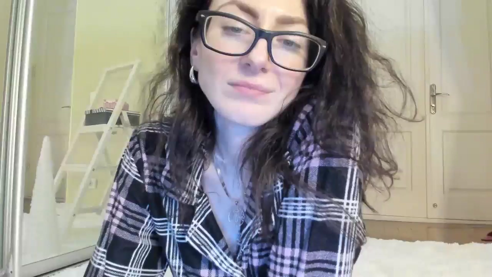 Gallery image thumbnail from Baby_Jewel's myfreecams stream on, 12/24/2024, 17:02 image 10 of 20