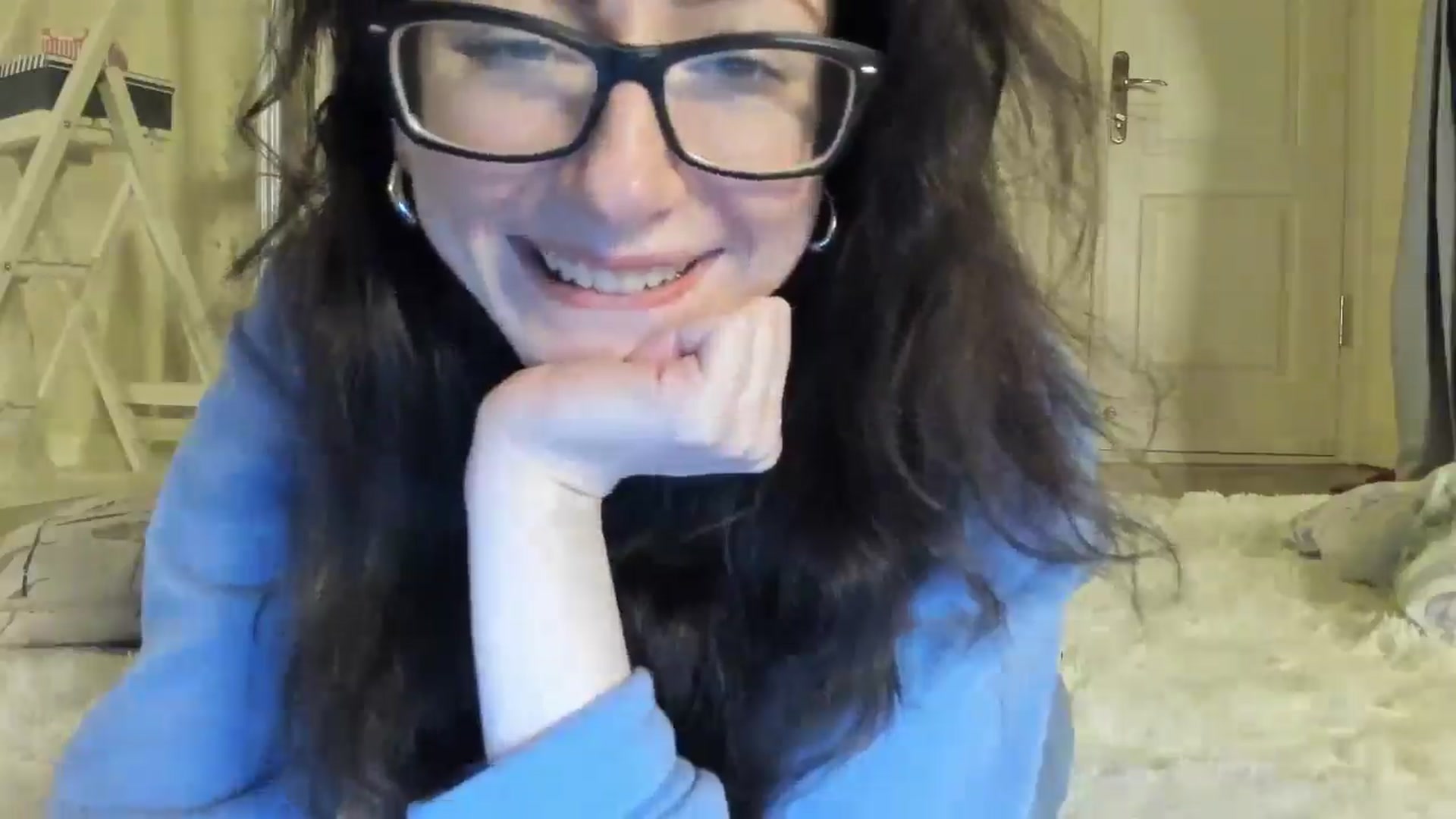 Gallery image thumbnail from Baby_Jewel's myfreecams stream on, 12/26/2024, 14:32 image 10 of 20