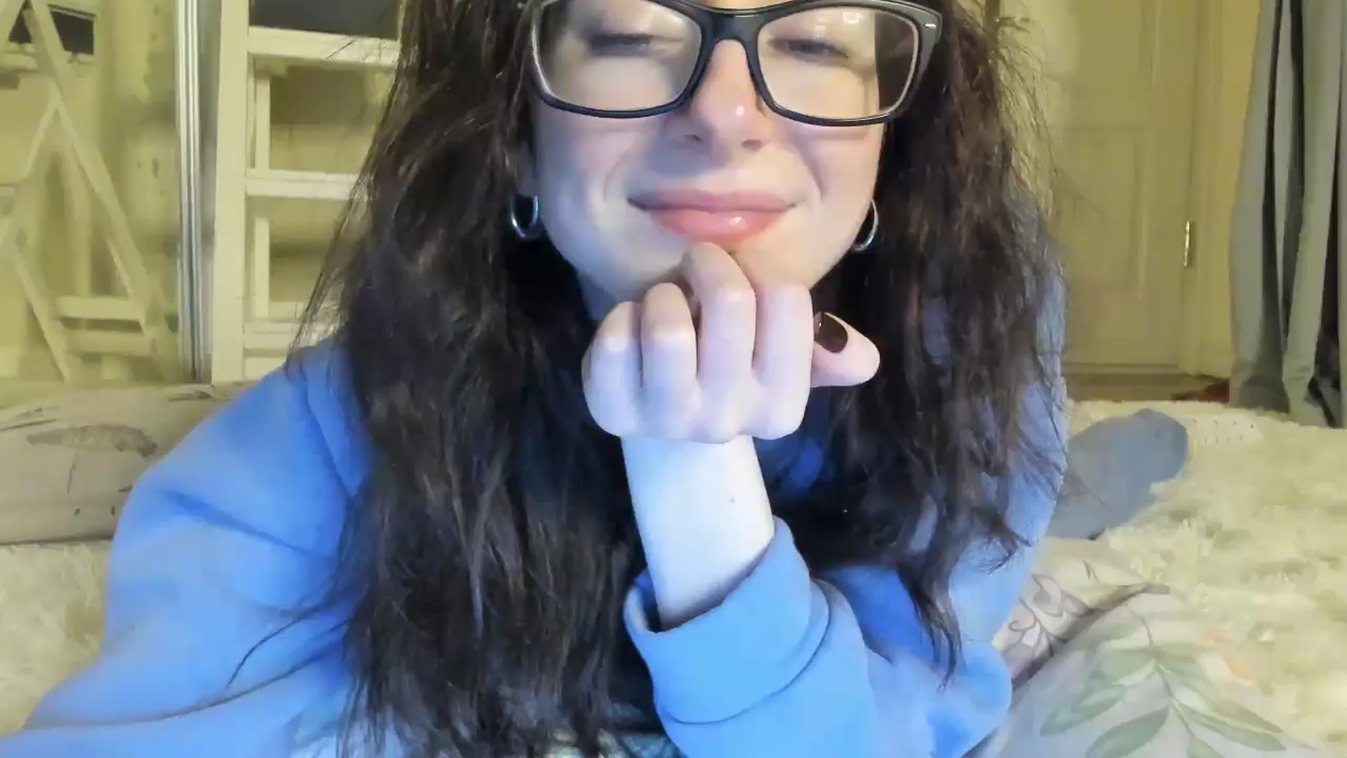 Gallery image thumbnail from Baby_Jewel's myfreecams stream on, 12/26/2024, 15:38 image 10 of 20