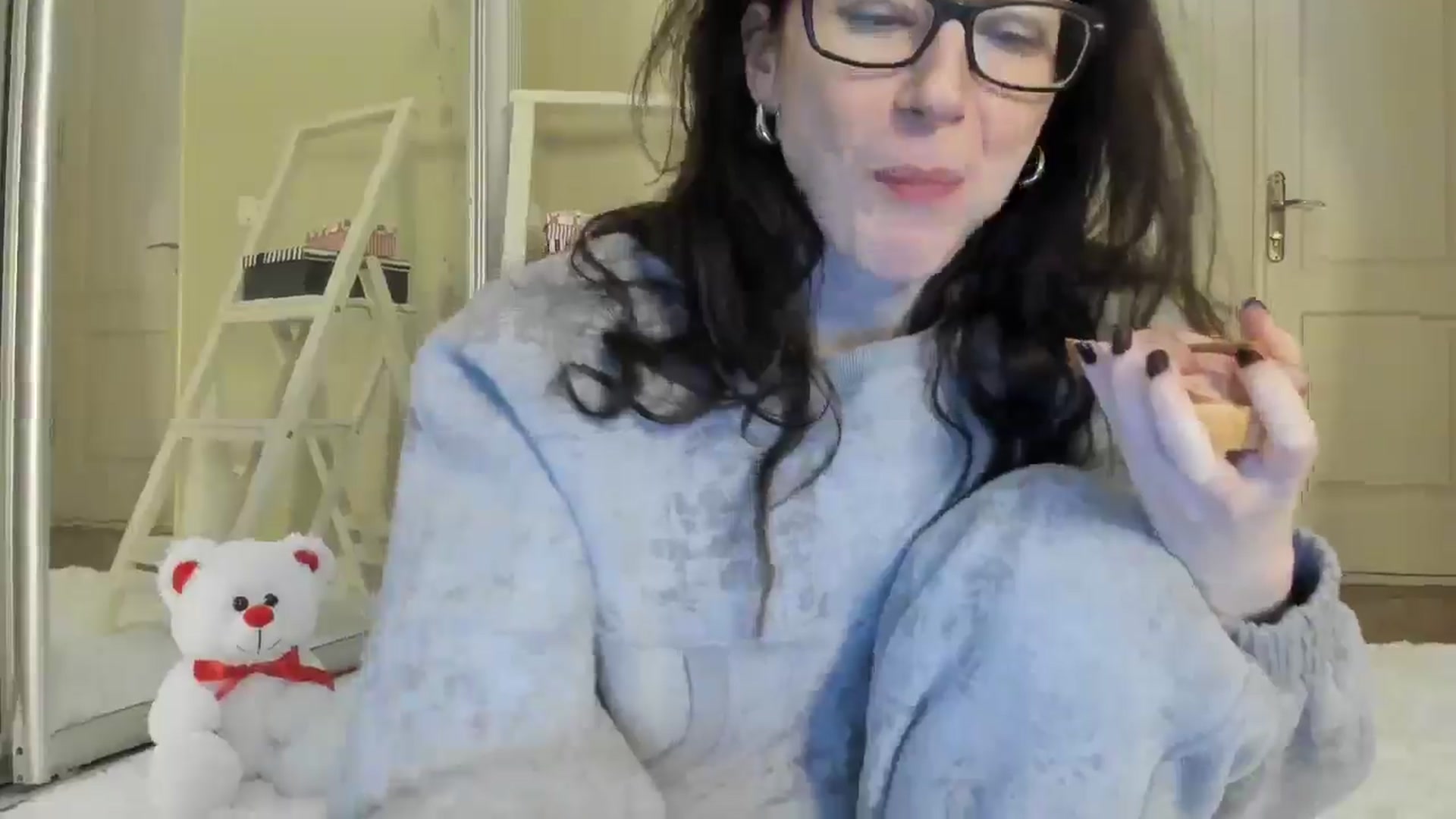 Gallery image thumbnail from Baby_Jewel's myfreecams stream on, 01/07/2025, 15:37 image 7 of 20