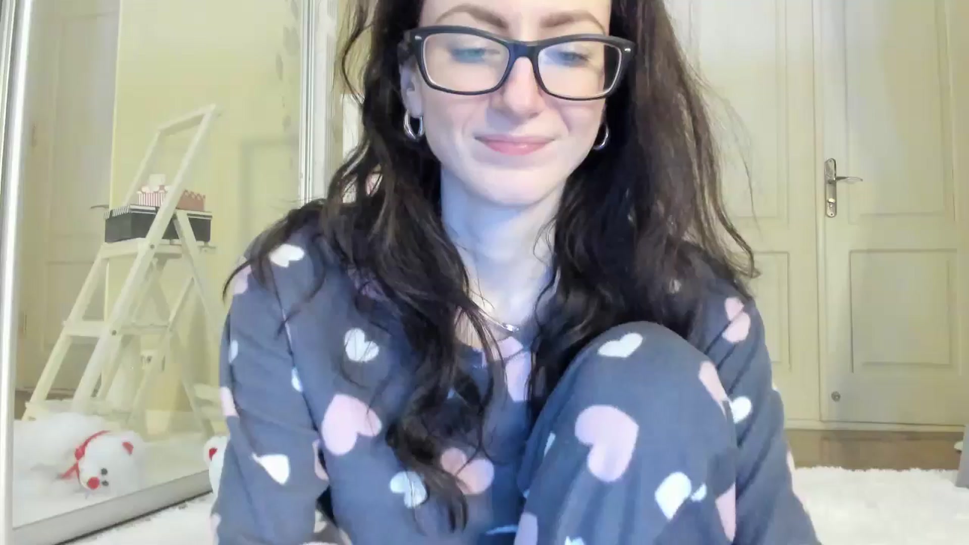 Gallery image thumbnail from Baby_Jewel's myfreecams stream on, 01/08/2025, 13:46 image 1 of 20
