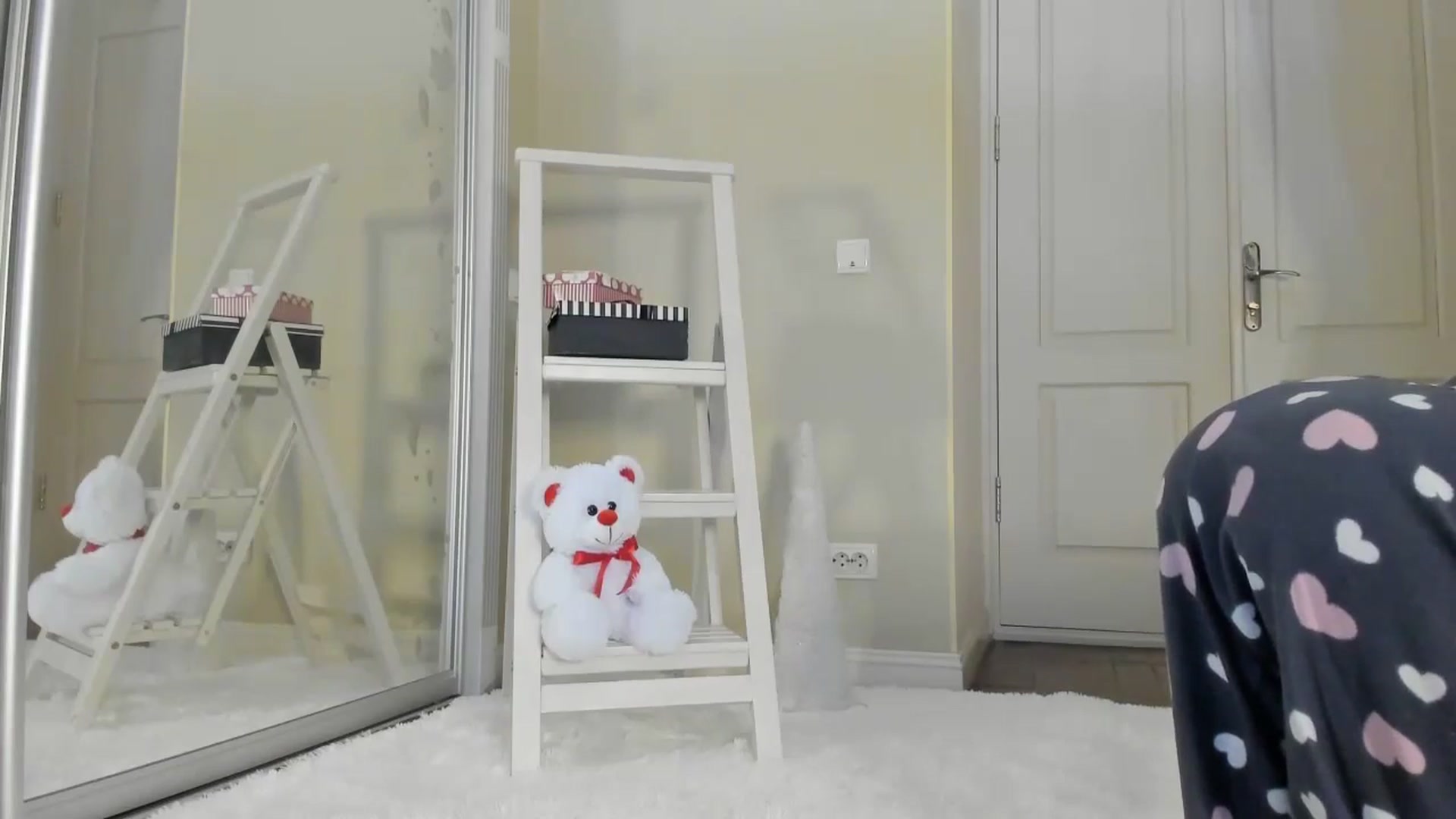 Gallery image thumbnail from Baby_Jewel's myfreecams stream on, 01/08/2025, 13:46 image 13 of 20