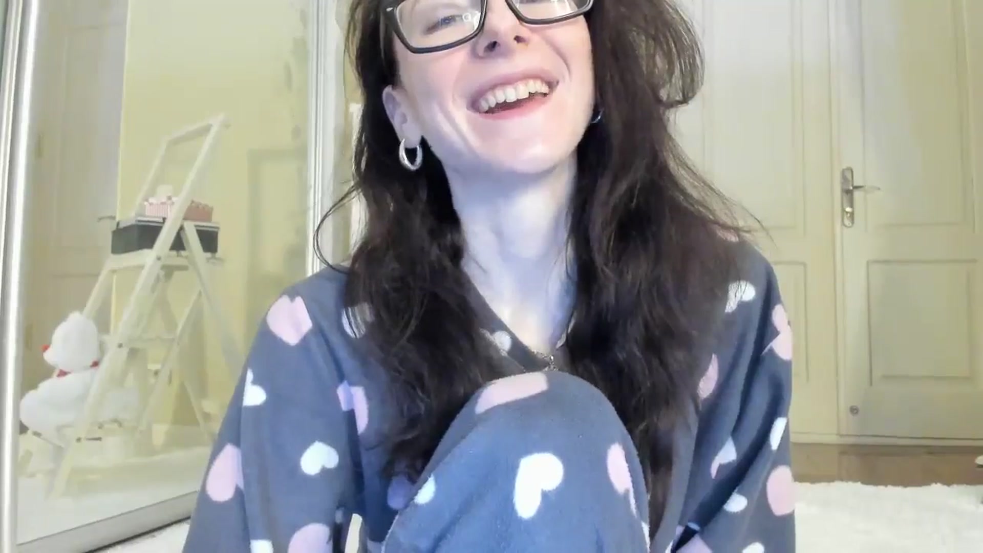 Gallery image thumbnail from Baby_Jewel's myfreecams stream on, 01/08/2025, 13:46 image 16 of 20